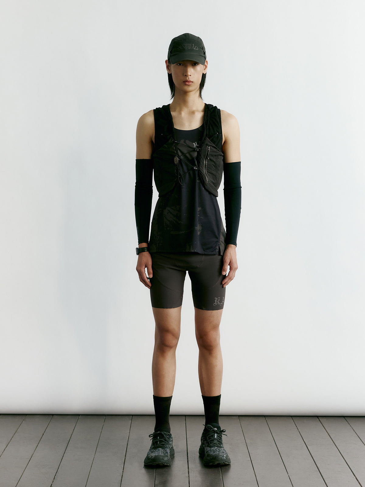 Tonywack - Tw Washed Running Vest (Black) product image 2 | TRAB K-Fashion Australia