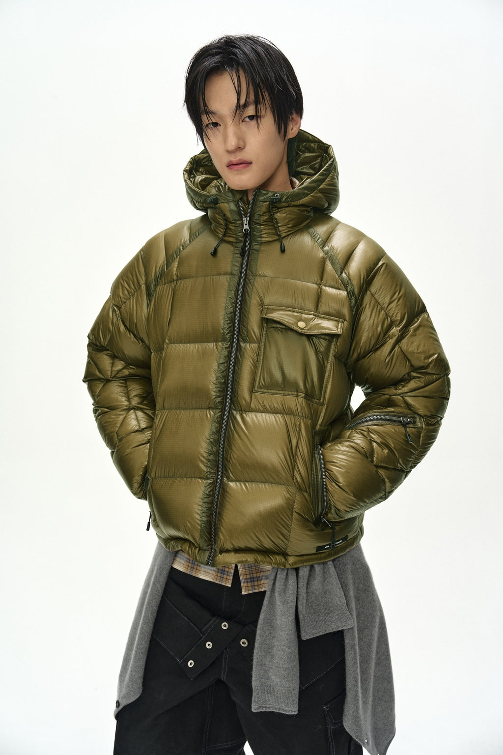 Andersson Bell - Unisex Torino Lightweight Down Jacket (Olive) product image 12 | TRAB K-Fashion Australia