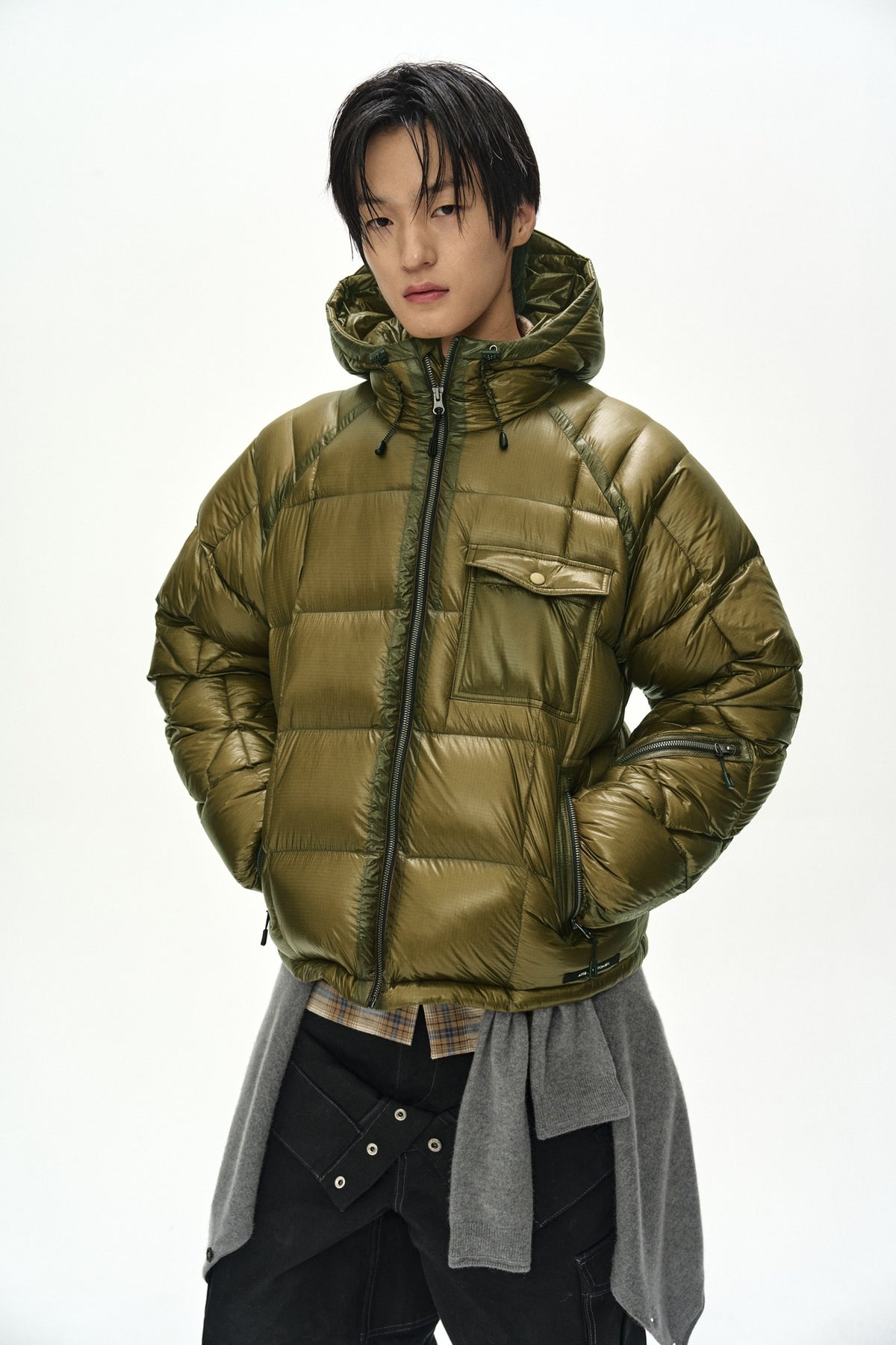 Andersson Bell - Unisex Torino Lightweight Down Jacket (Olive) product image 12 | TRAB K-Fashion Australia