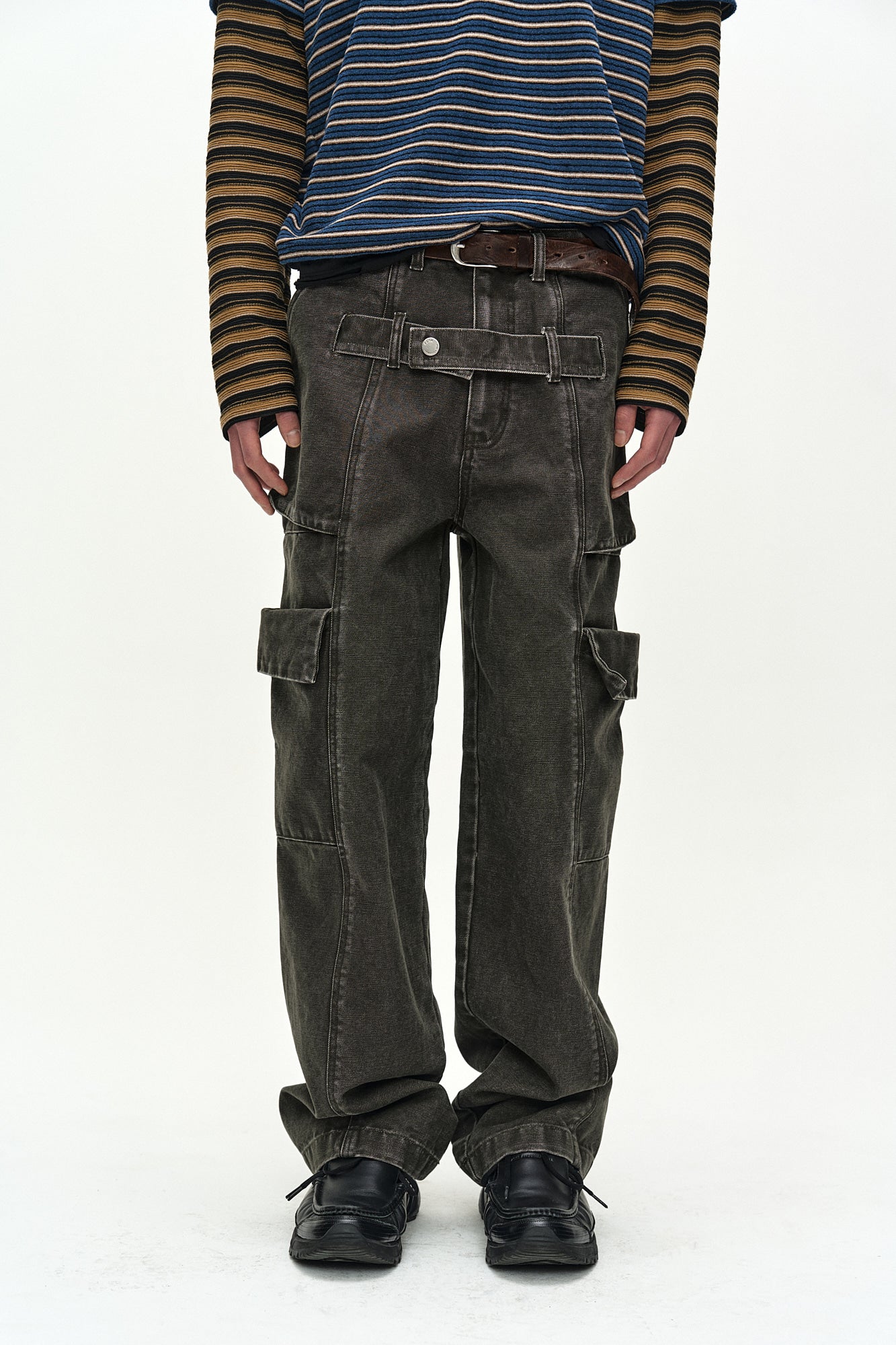 Andersson Bell - Belt Layered Cargo Wide-Leg Jeans (khaki) (Khaki) product image 5 | TRAB K-Fashion Australia