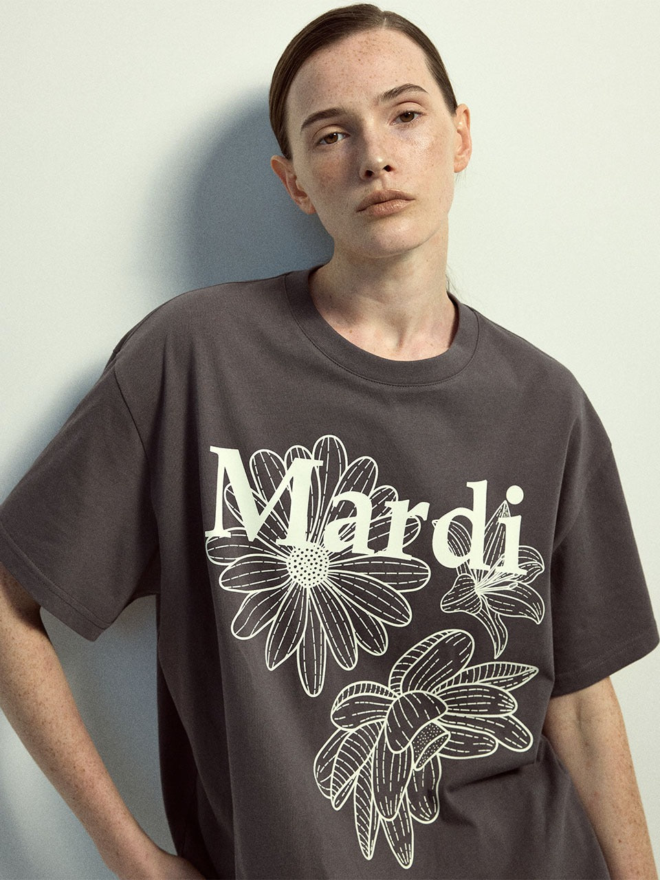 Mardi Mercredi - [Exclusive] Unisex Tshirt Triple Flower (Charcoal Ivory) product image 1 | TRAB K-Fashion Australia