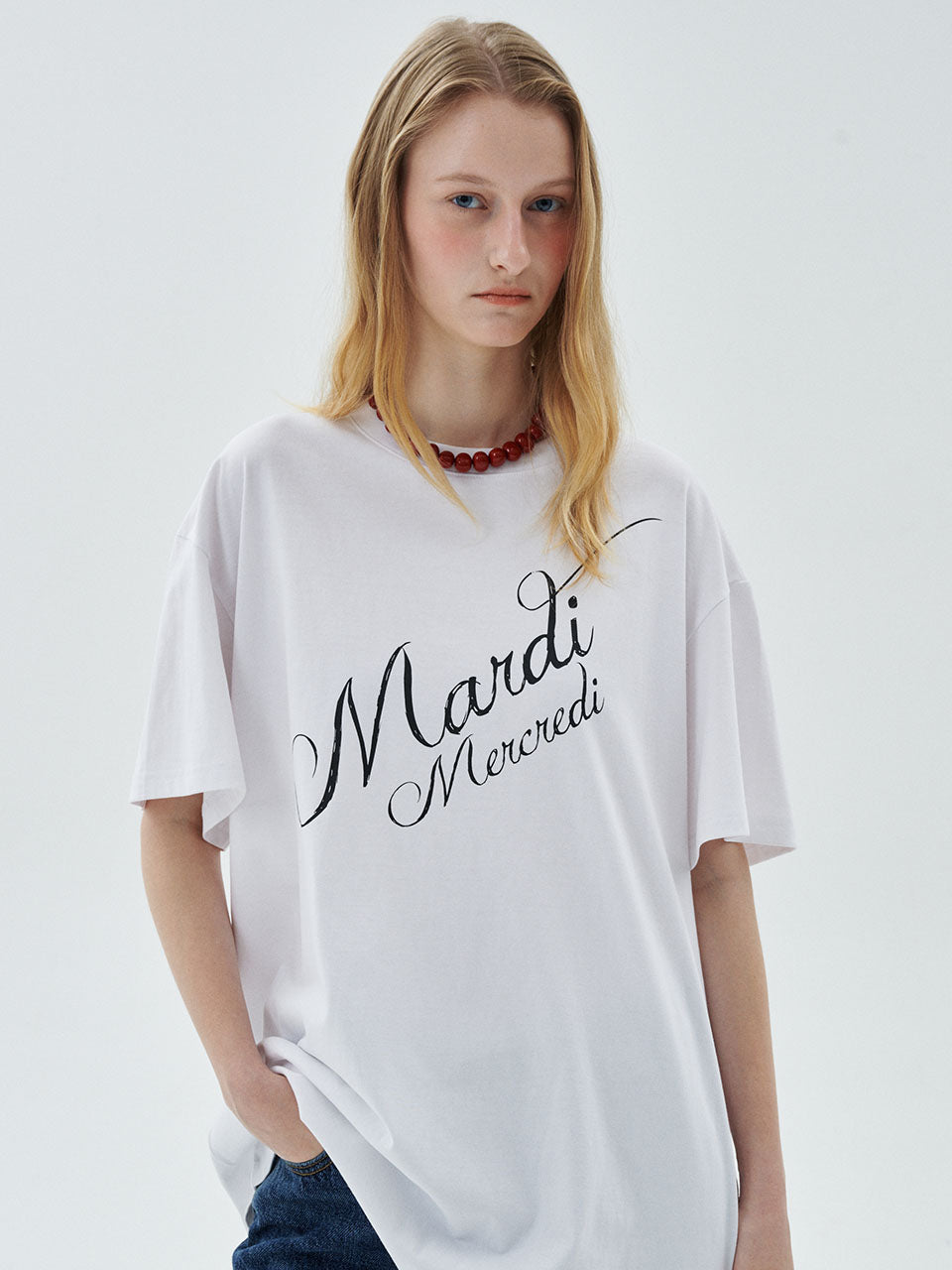 Mardi Mercredi - Unisex Tshirt Script Logo Stacked (White Black) product image 1 | TRAB K-Fashion Australia