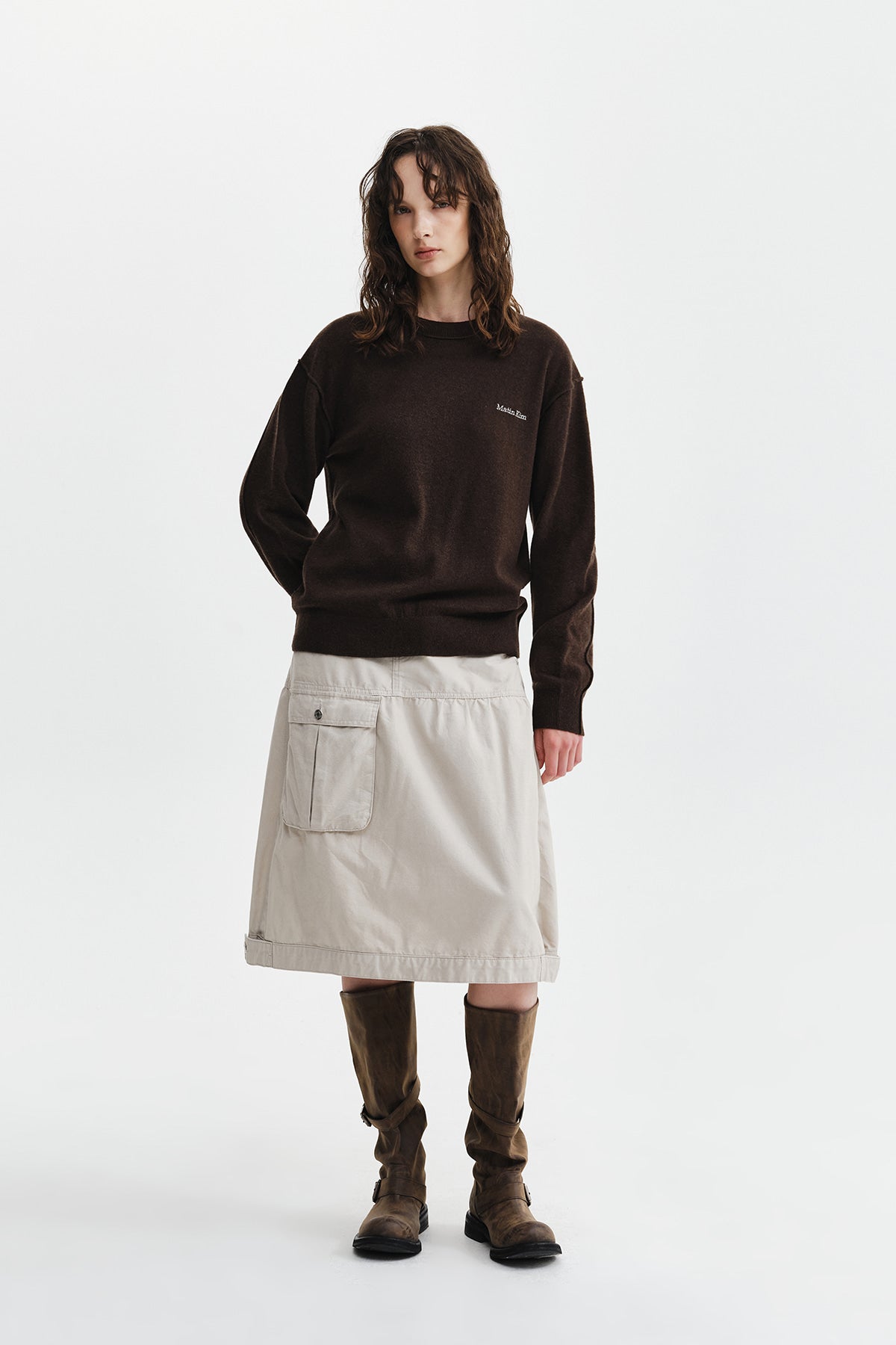 Matin Kim - [Pre-Order – Ships September 28] Cashmere Blended Panel Knit Pullover (Brown) product image 10 | TRAB K-Fashion Australia