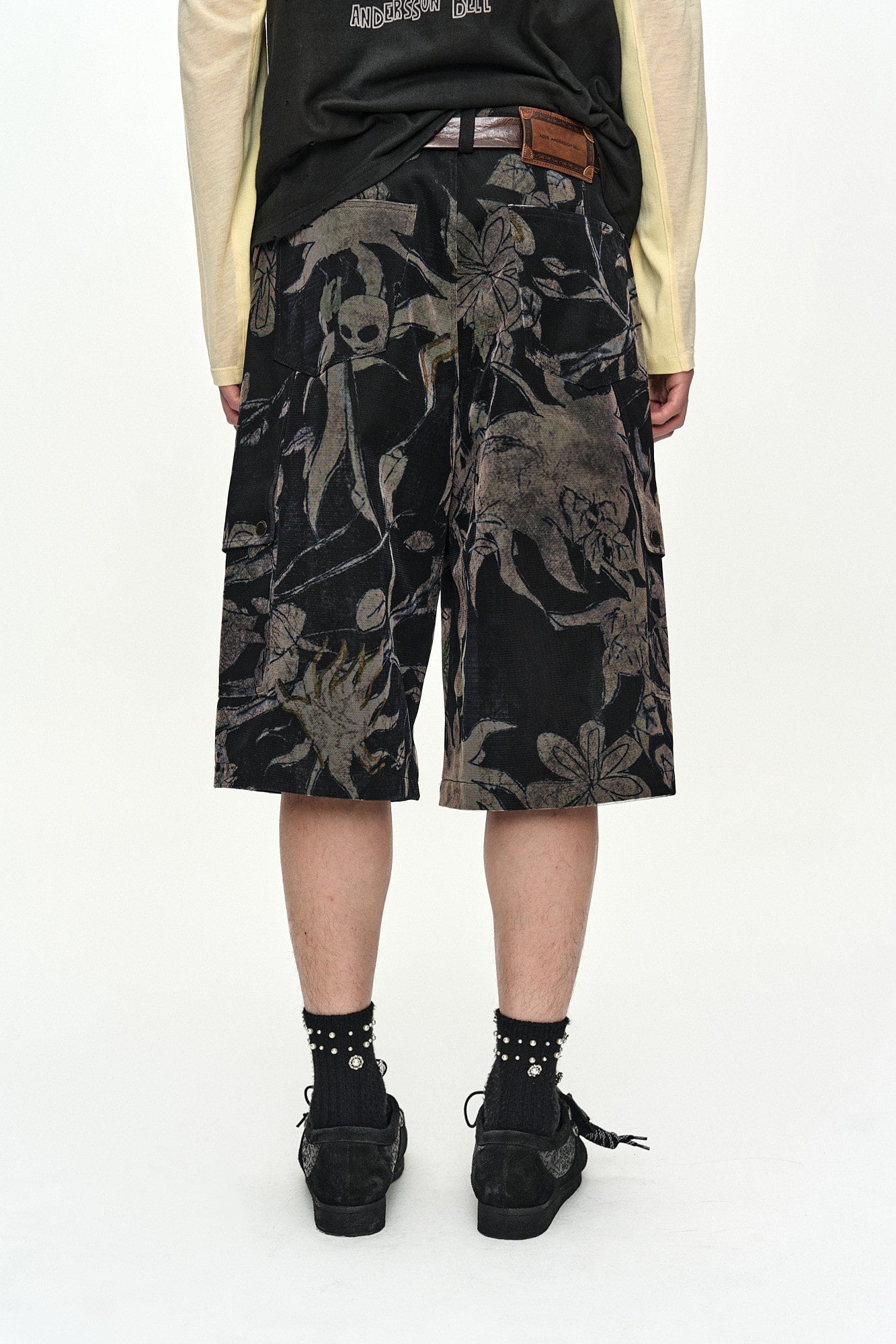 Andersson Bell - Flower Overlay Cargo Shorts (Black/Beige) product image 5 | TRAB K-Fashion Australia
