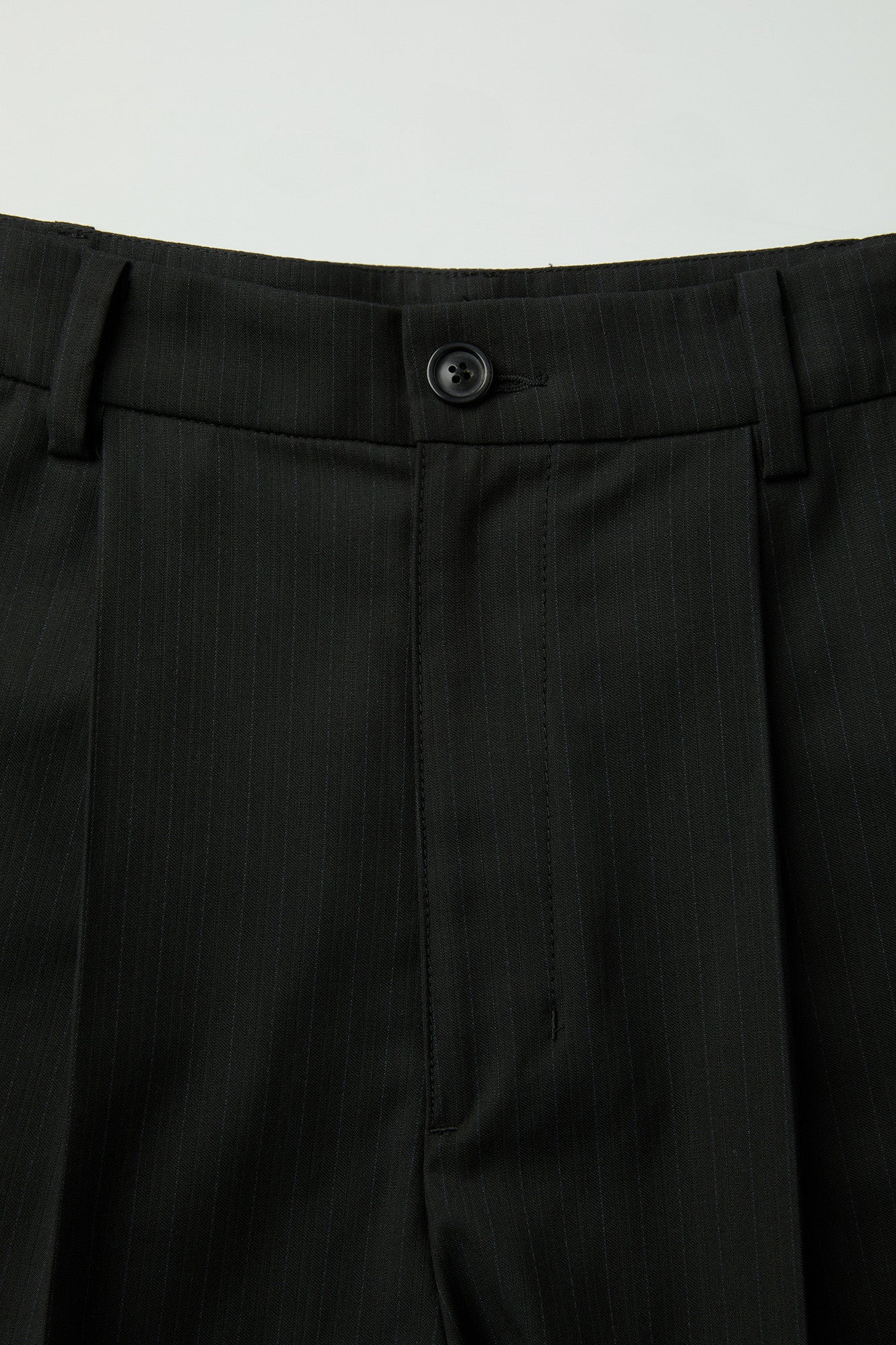 Coor - Virgin Wool Pleated Stripe Shorts (Black) product image 5 | TRAB K-Fashion Australia
