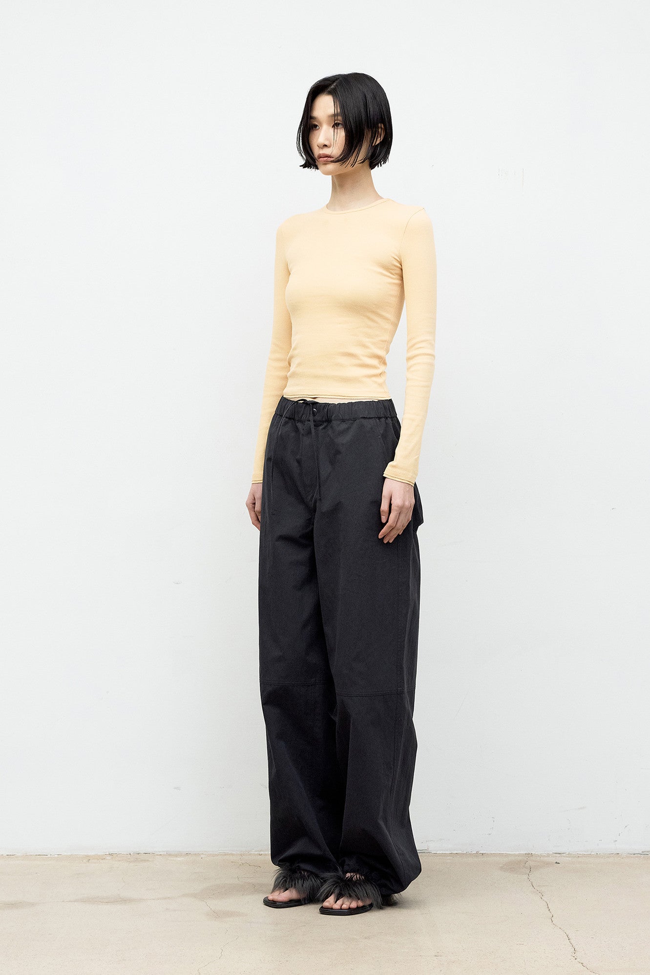 Coor - Drawstring Easy Pants (Black) product image 3 | TRAB K-Fashion Australia