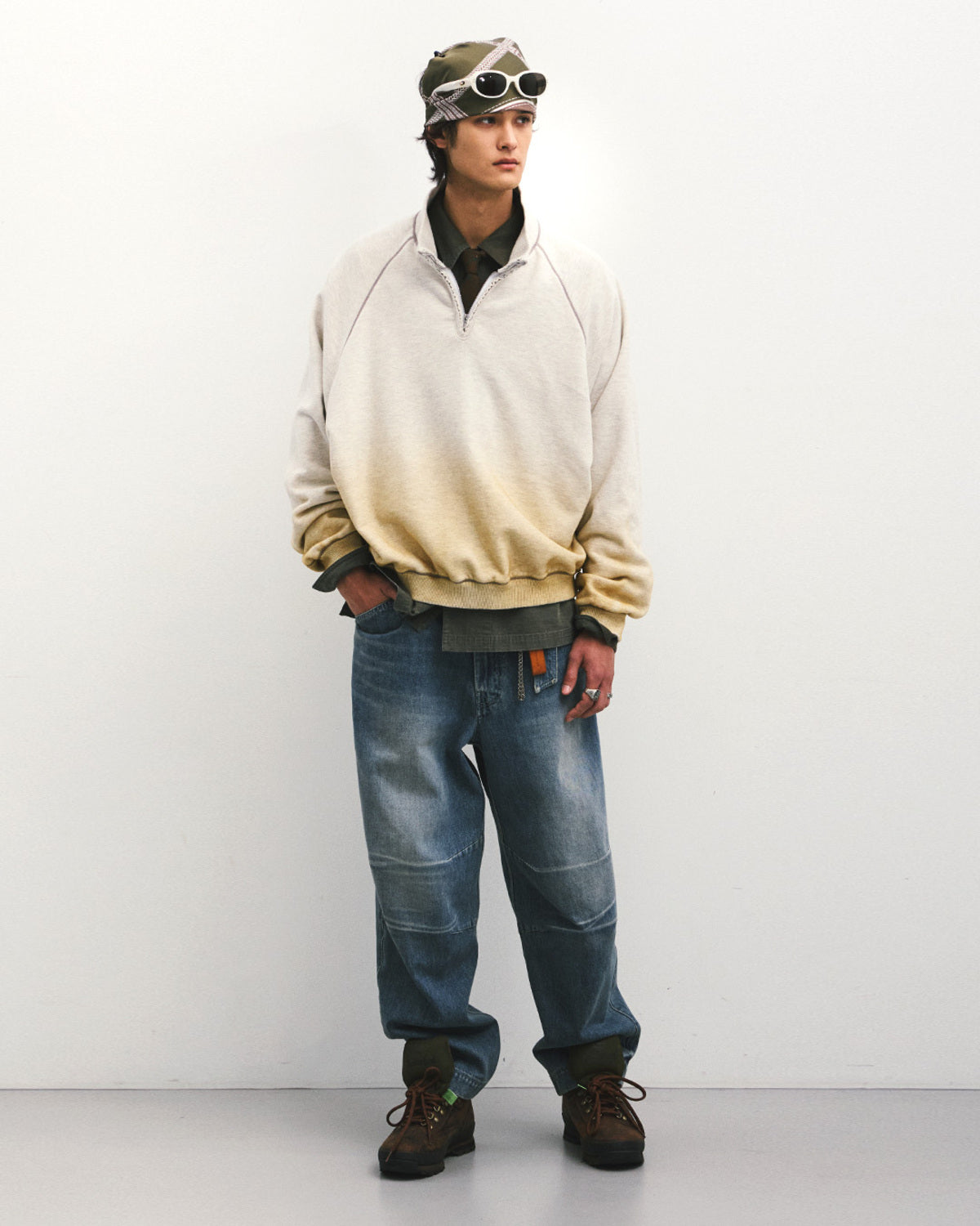 Eastlogue - Athletic Cut Out Zip-up Sweat (Oatmeal) product image 1 | TRAB K-Fashion Australia