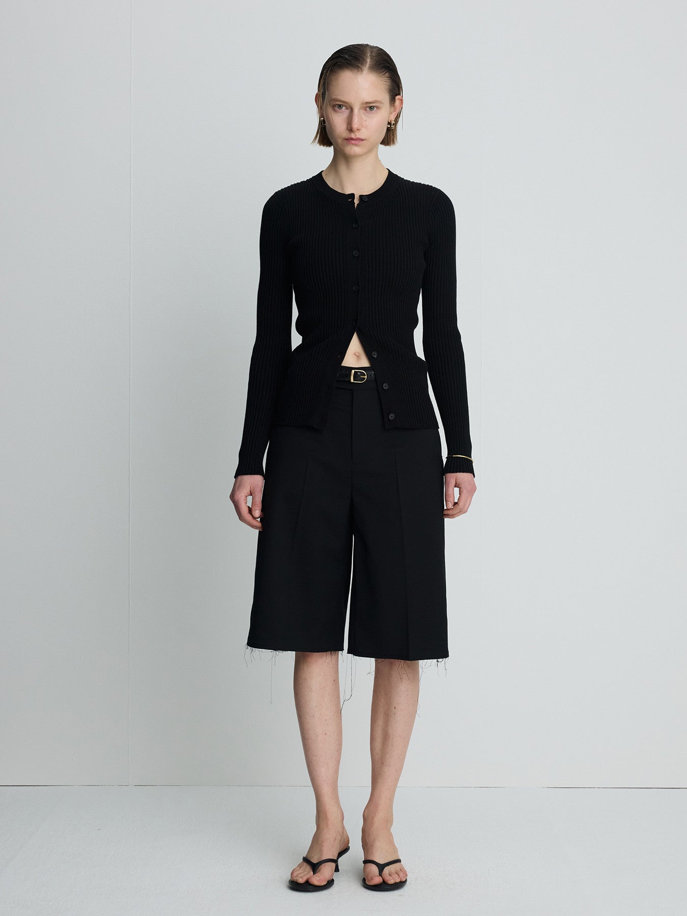 Tonywack - Raw-Cut Wool Tailored Bermuda Shorts (Black) product image 4 | TRAB K-Fashion Australia