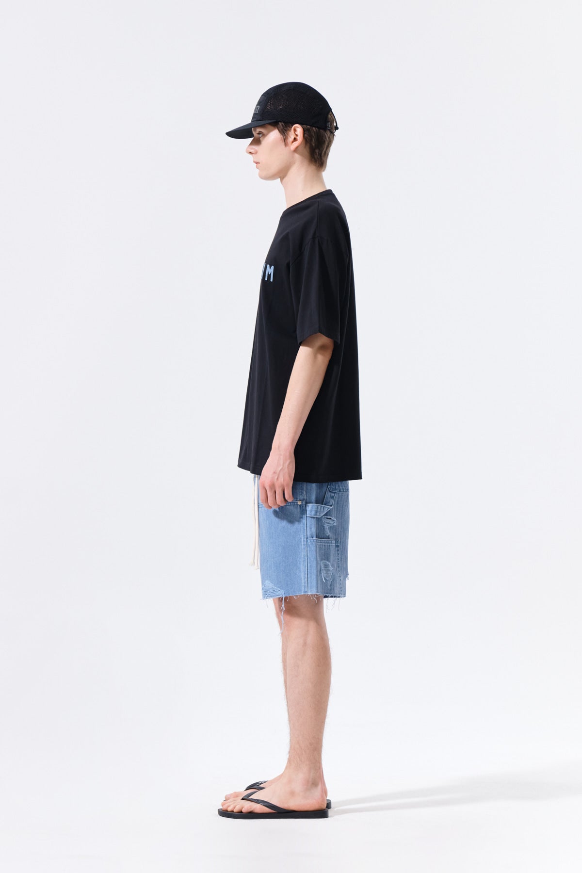 Matin Kim - Applique Felt Logo Top (Strong Black) product image 6 | TRAB K-Fashion Australia