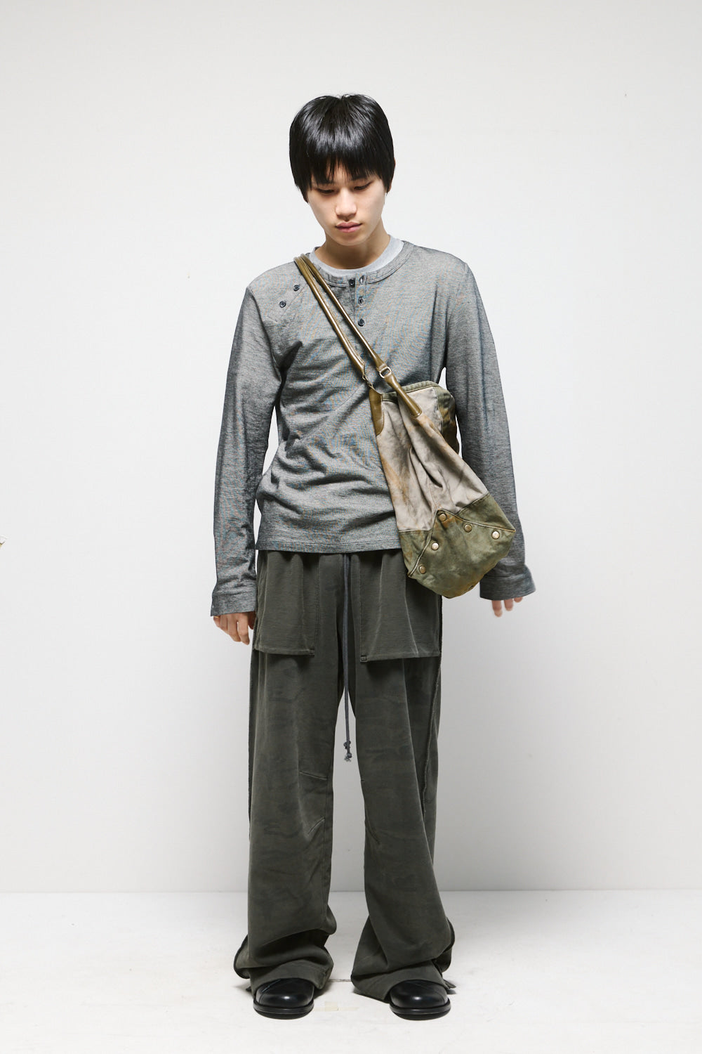 Hatchingroom - VTG Canvas Bag (Olive) product image 9 | TRAB K-Fashion Australia