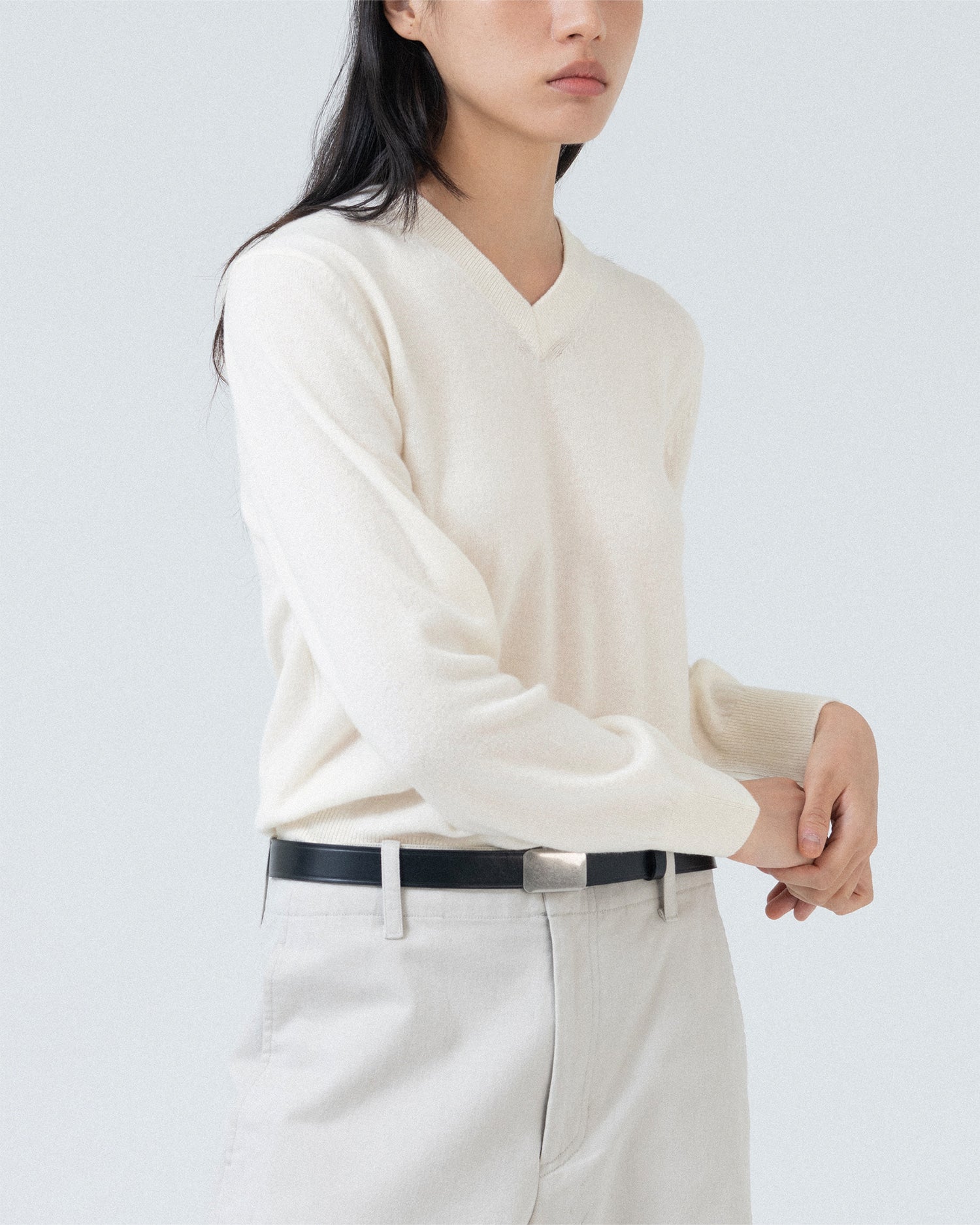 Brownyard - Extra Super Fine V Neck Knit (Ivory) product image 3 | TRAB K-Fashion Australia