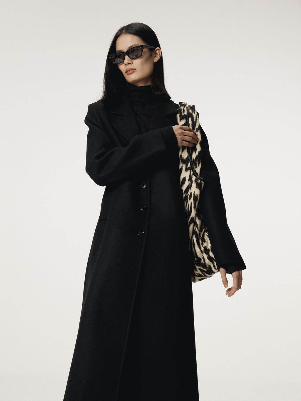 Recto - Slim Fit Long Coat (Black) product image 5 | TRAB K-Fashion Australia