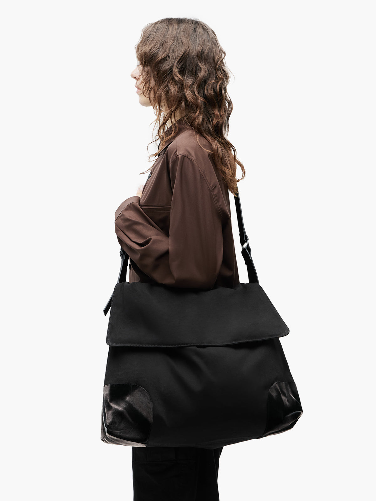 Jiyong Kim - Sun-Bleached Leather Strap Bag (Black) product image 4 | TRAB K-Fashion Australia