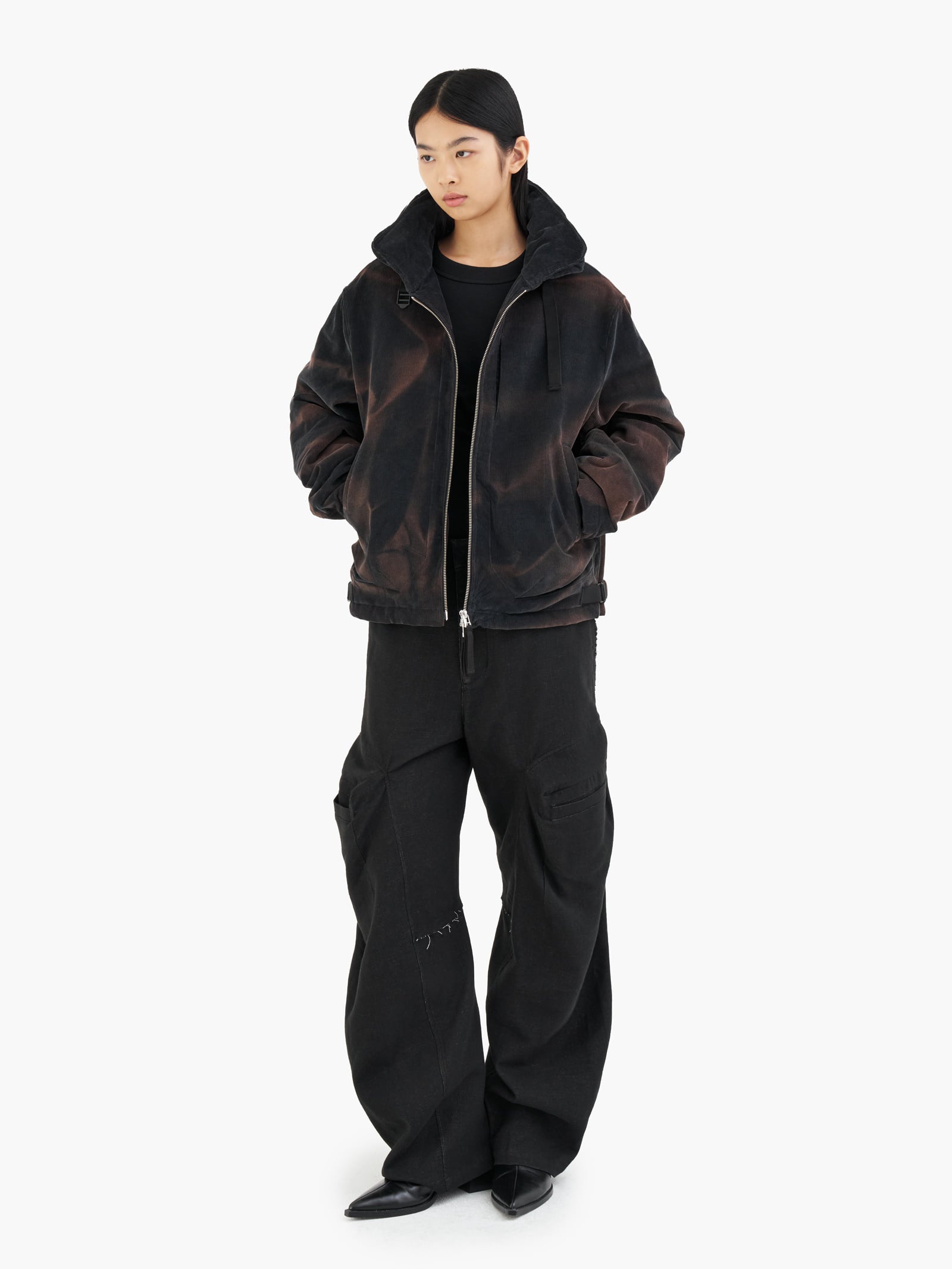 Jiyong Kim - Raw Edged 3D Pocket Trousers (Black) product image 2 | TRAB K-Fashion Australia