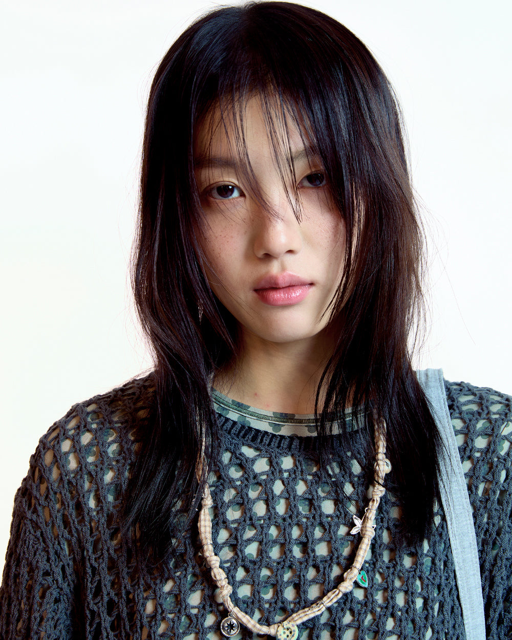 Coyseio - Hole Knit (Charcoal) product image 5 | TRAB K-Fashion Australia