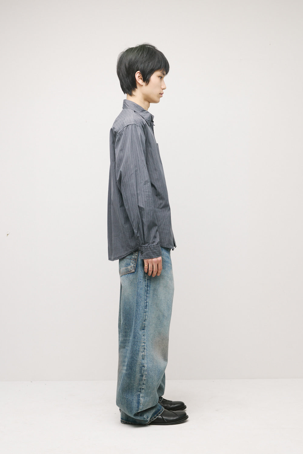 Hatchingroom - Museum Shirt Stripe (Dyed Blue Charcoal) product image 4 | TRAB K-Fashion Australia