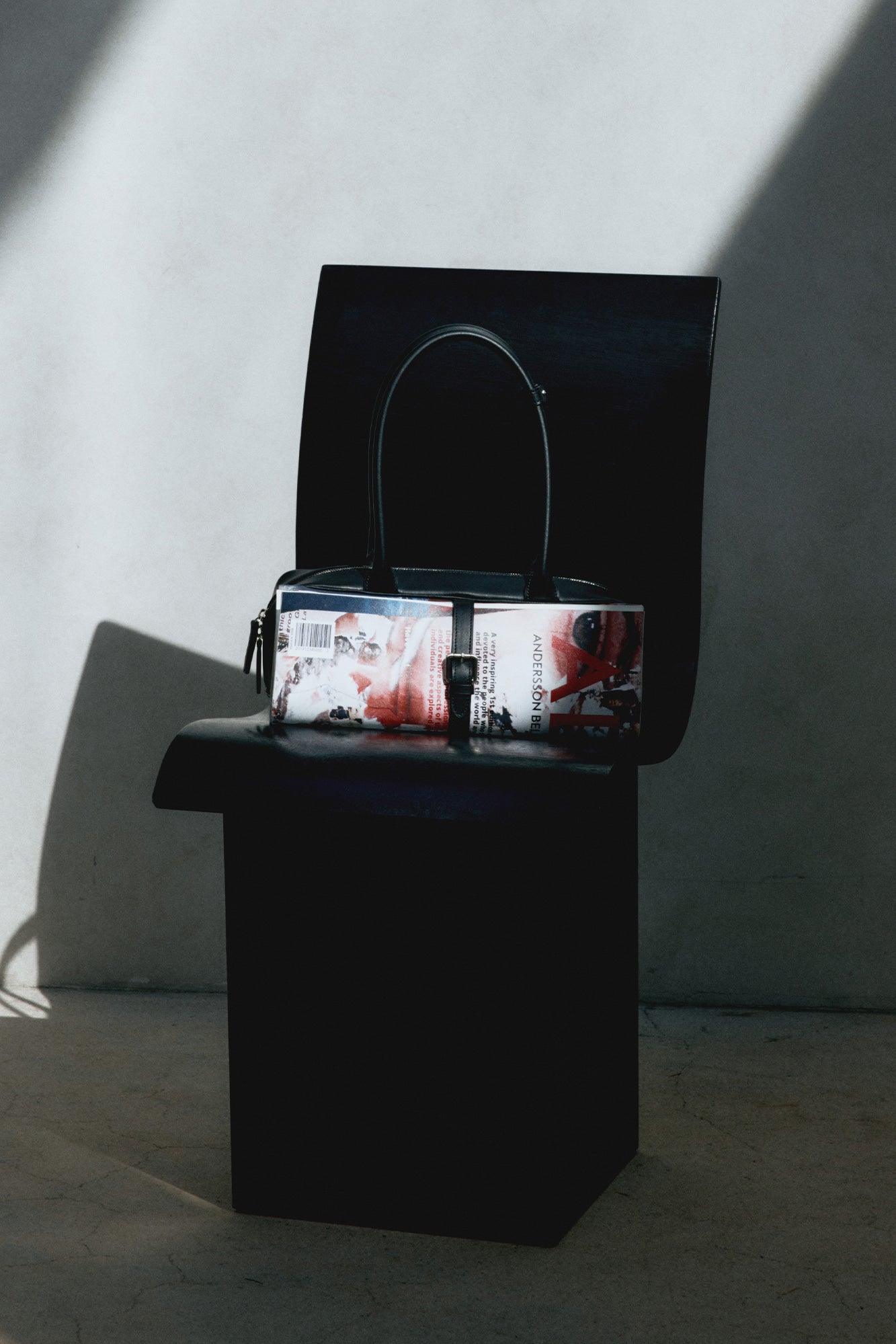 Andersson Bell - Magazine Bag (Red) product image 2 | TRAB K-Fashion Australia