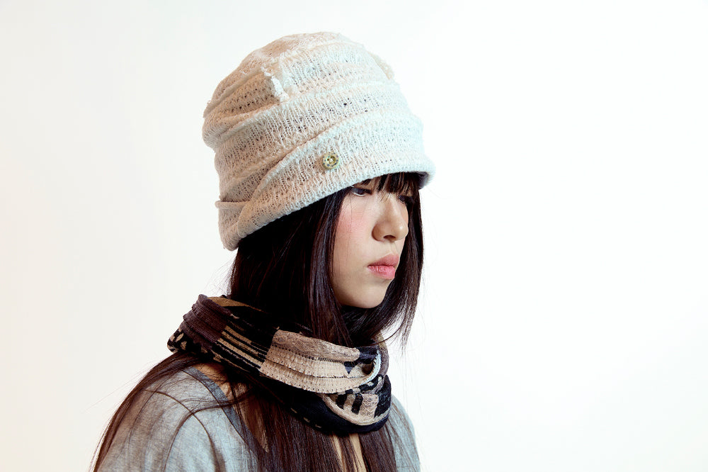 Coyseio - Rough Star Reversible Beanie (Ivory) product image 3 | TRAB K-Fashion Australia