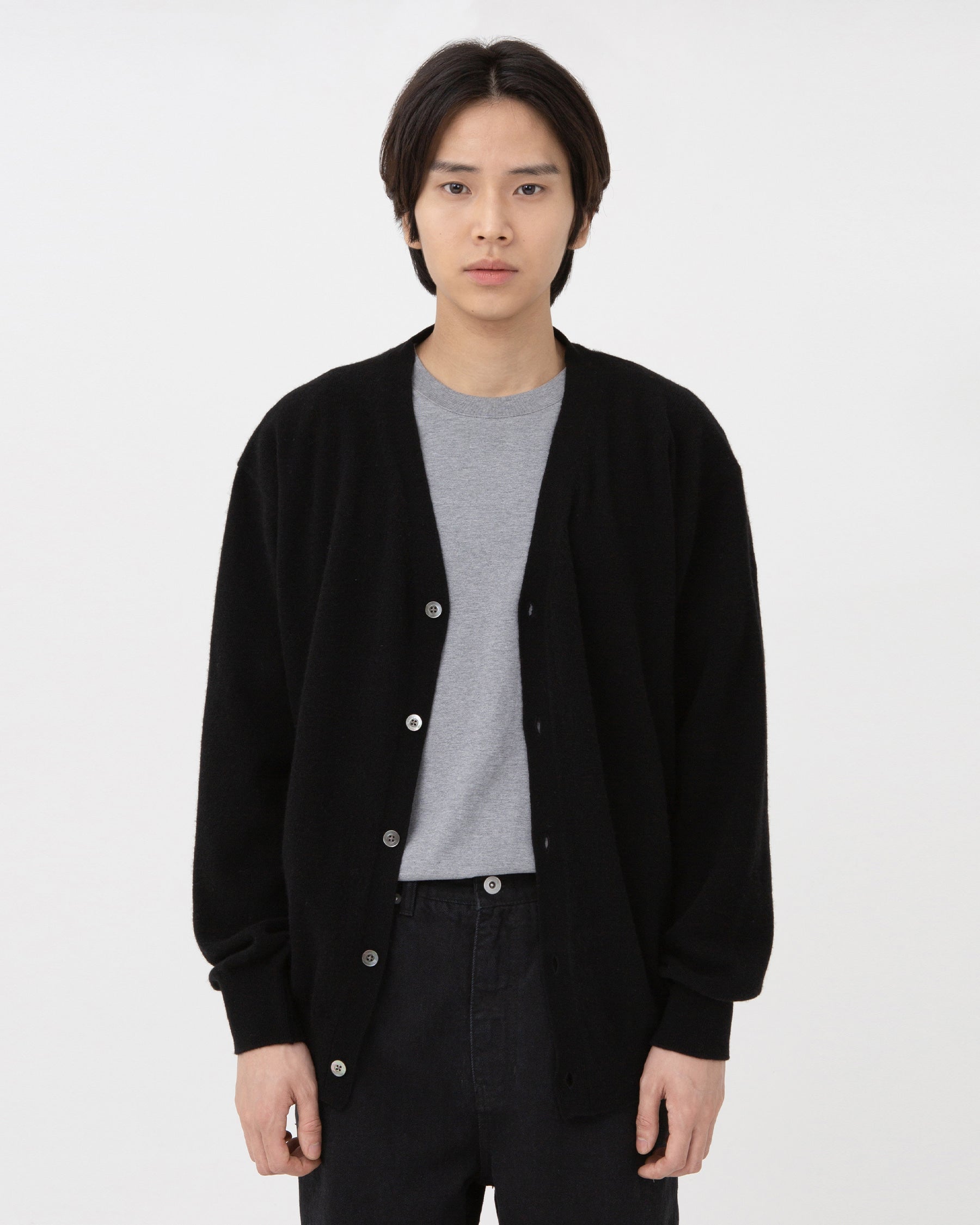 Brownyard - Cashmere V Neck Cardigan (Black) product image 1 | TRAB K-Fashion Australia