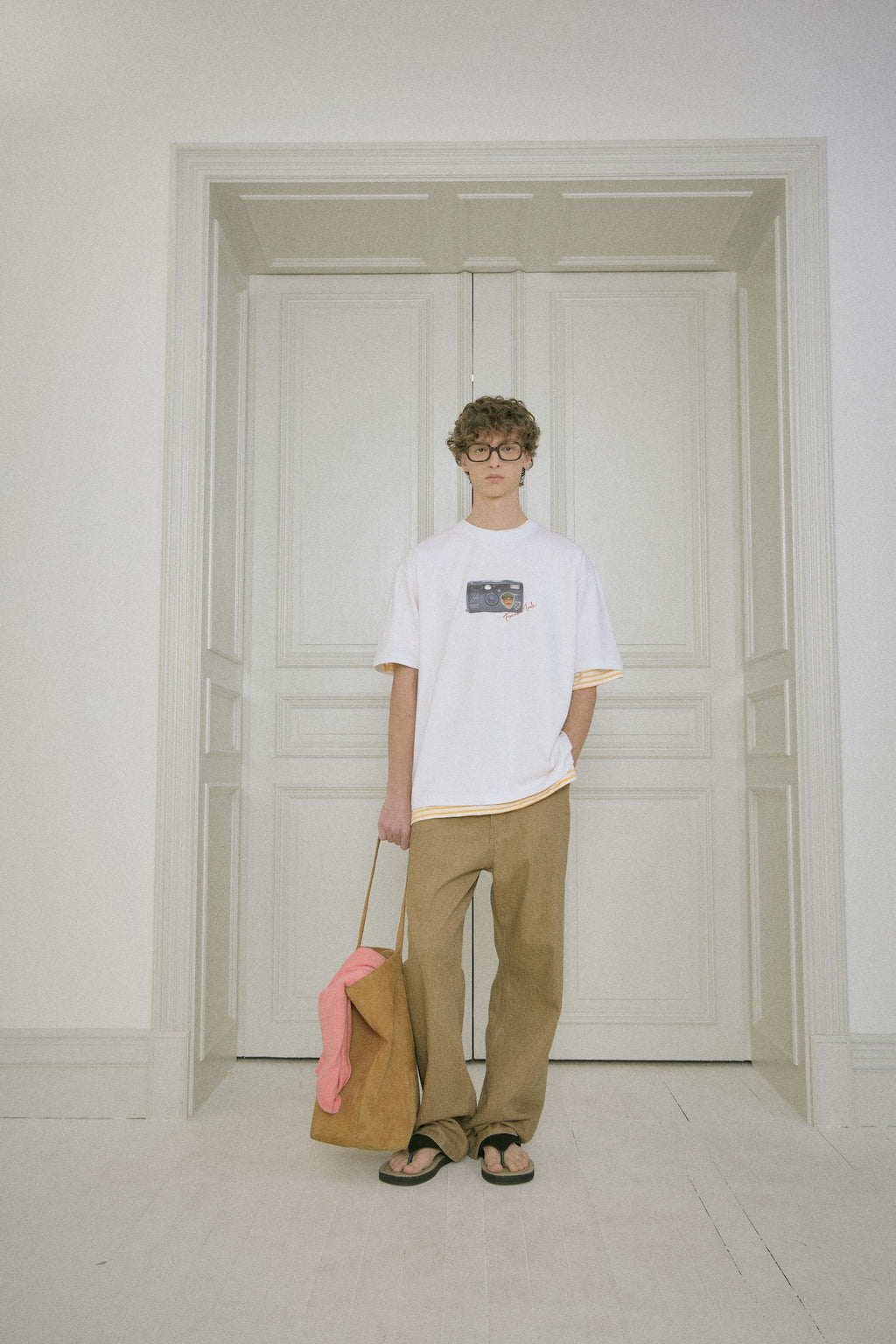 STU - Camera Printing T-Shirt (White) product image 4 | TRAB K-Fashion Australia