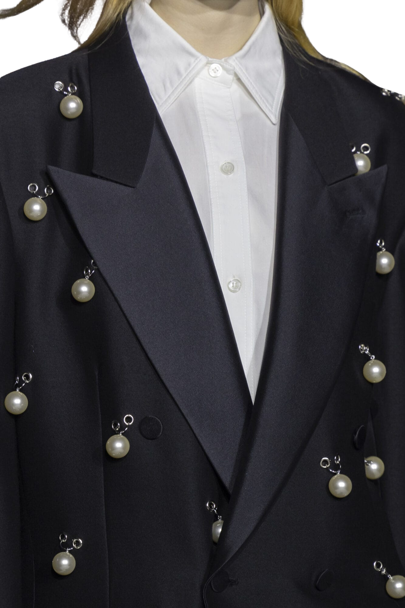 Kimhe Kim - Pearl Embellished Wool Silk Tuxedo Jacket (Black) product image 2 | TRAB K-Fashion Australia