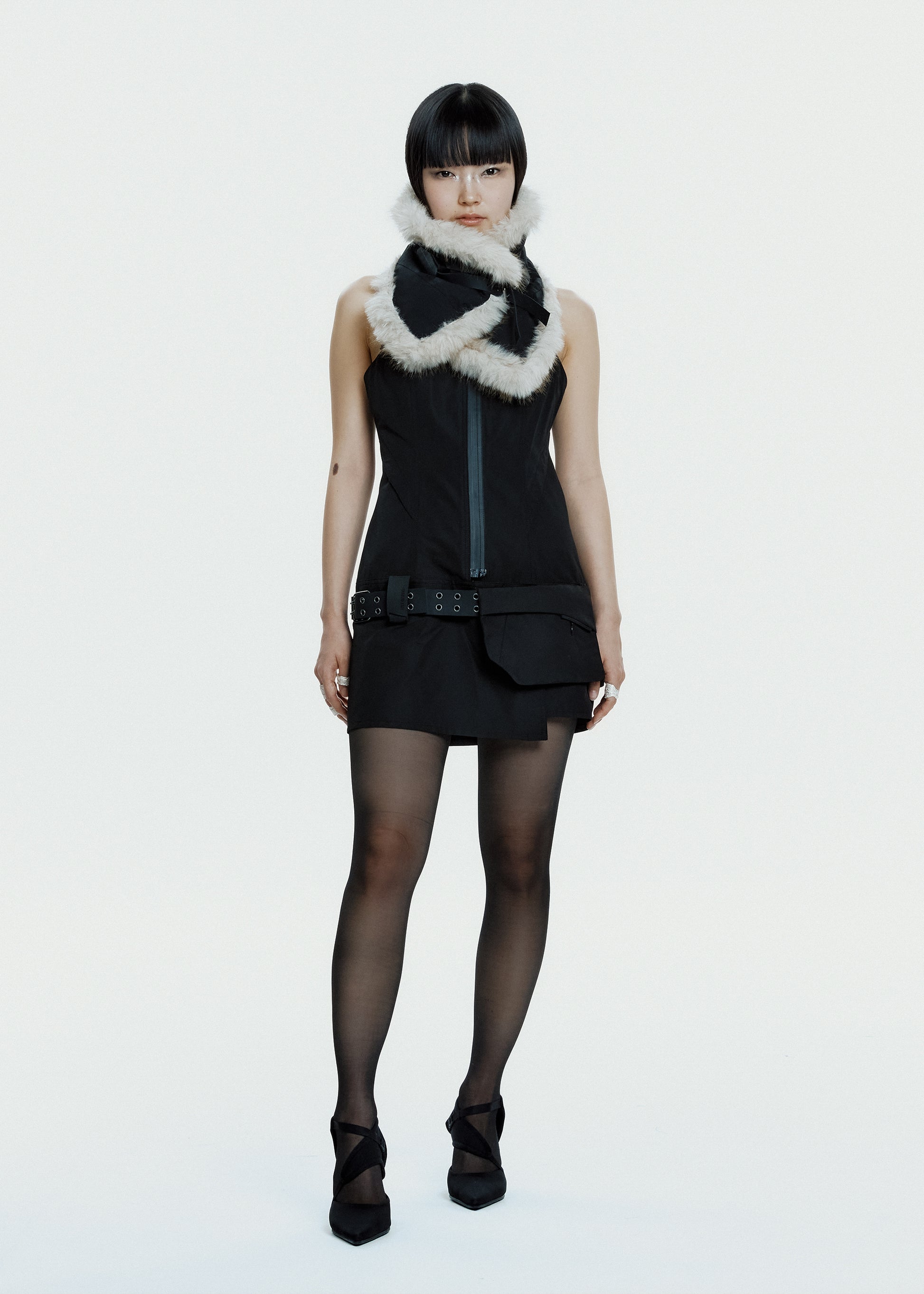 Hyein Seo - Convertible Dress w/ Detachable Mini Bag (Black) product image 5 | TRAB K-Fashion Australia