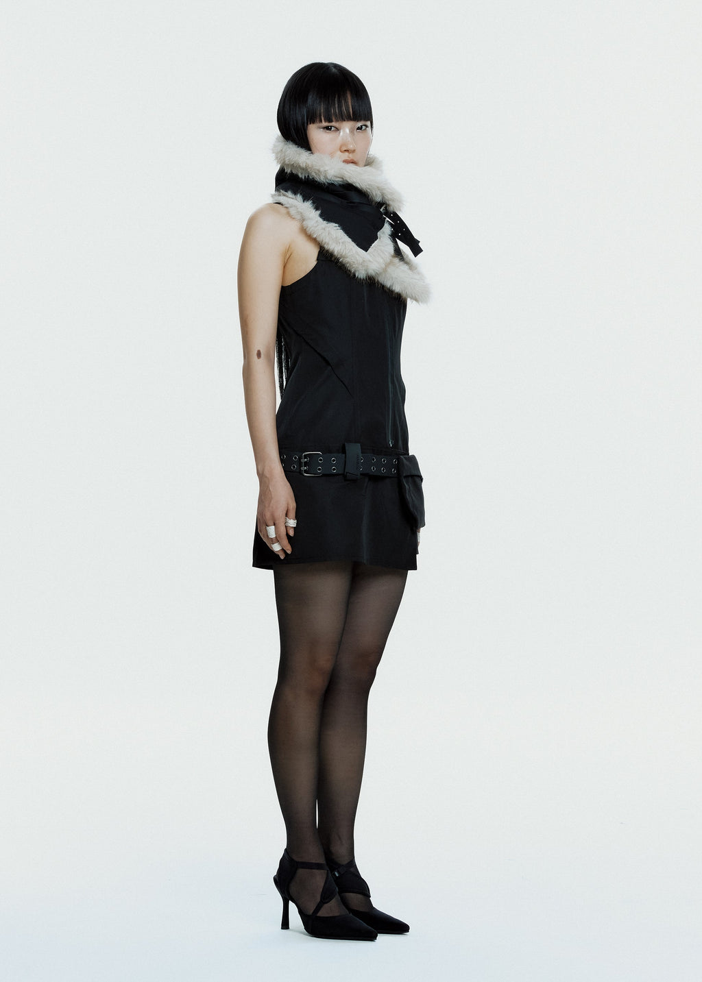 Hyein Seo - Convertible Dress w/ Detachable Mini Bag (Black) product image 6 | TRAB K-Fashion Australia