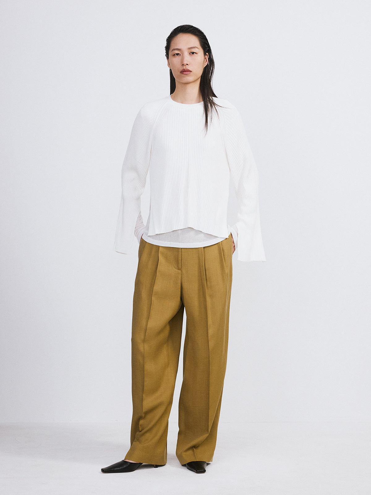 Recto - Linen Blend Pleated Pants (Beige Khaki) product image 2 | TRAB K-Fashion Australia