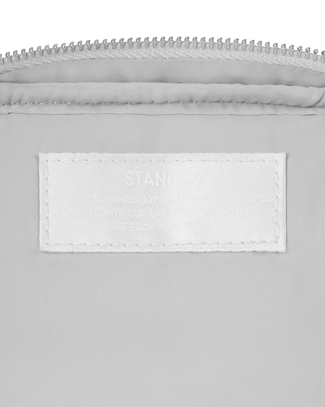 Stand Oil - Bubble Pouch (Silver) product image 5 | TRAB K-Fashion Australia