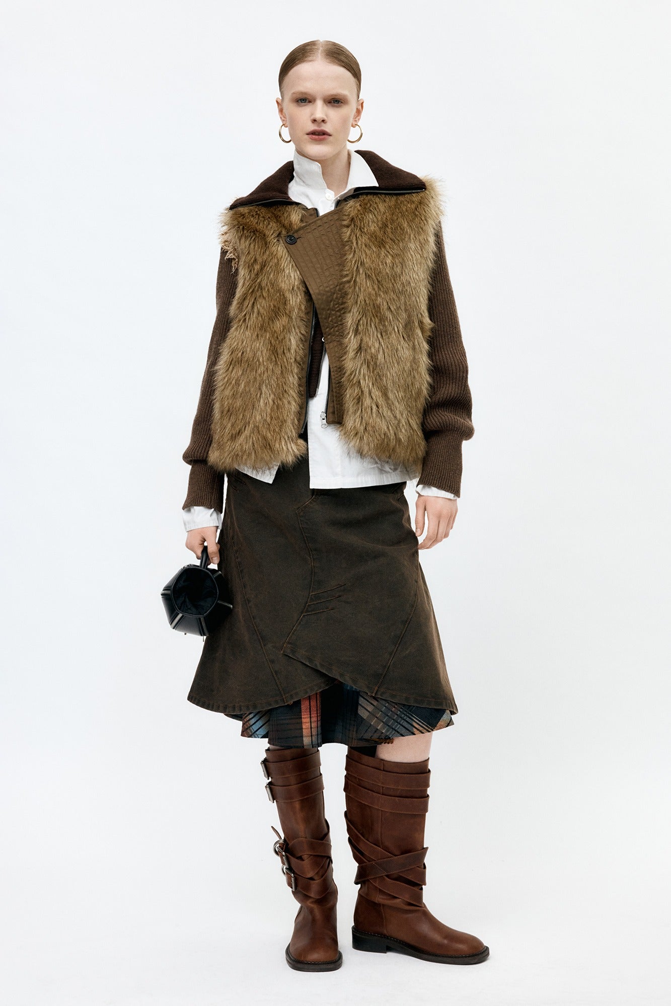 Andersson Bell - Unisex Curved Placket Reversible Faux-Fur Vest (Brown) product image 1 | TRAB K-Fashion Australia