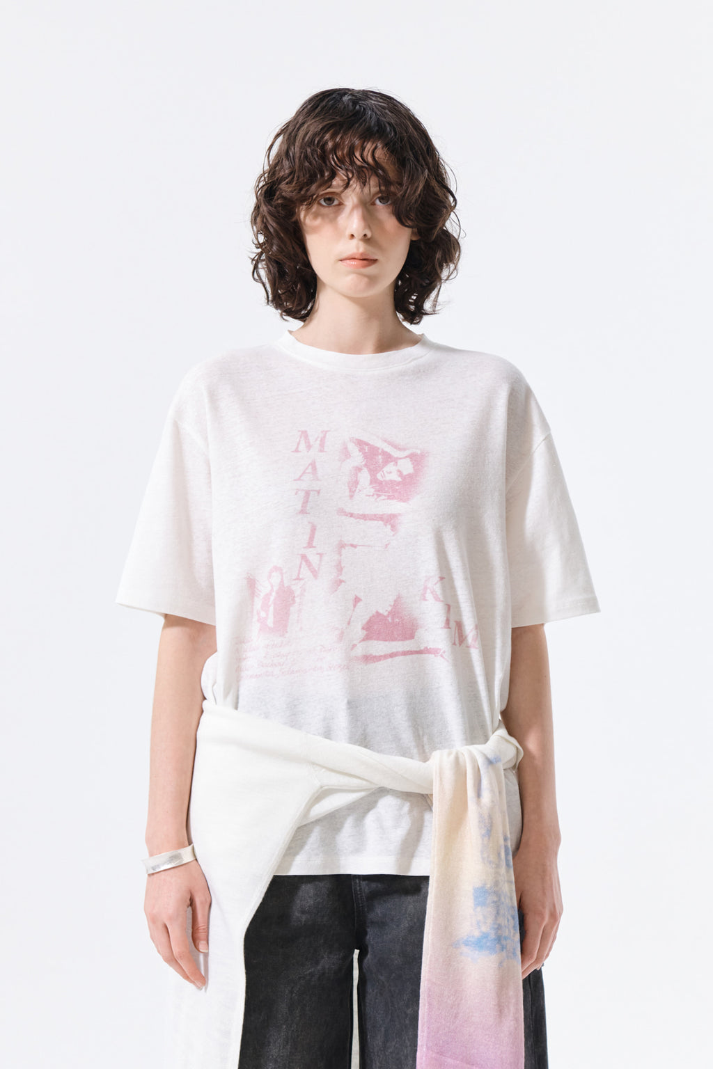 Matin Kim - Portrait Graffiti Logo Top (White) product image 12 | TRAB K-Fashion Australia