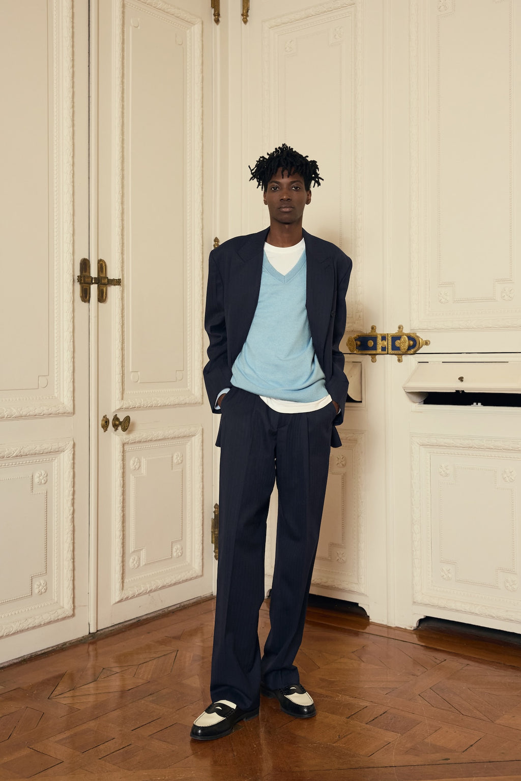 STU - Herringbone Double Breasted Blazer (Navy) product image 13 | TRAB K-Fashion Australia