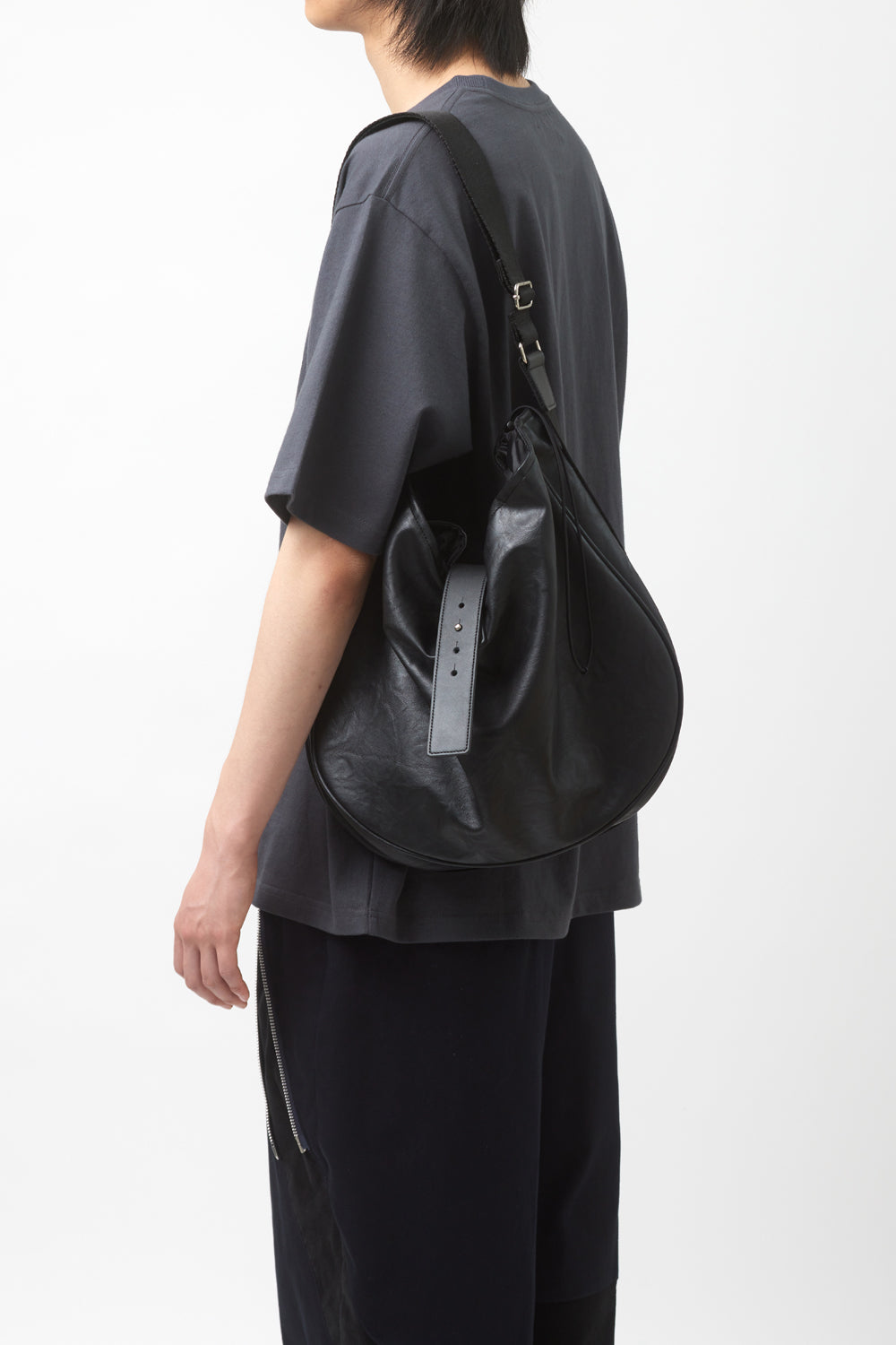 Hatchingroom - Wavy Bag Faux Leather (Black) product image 11 | TRAB K-Fashion Australia