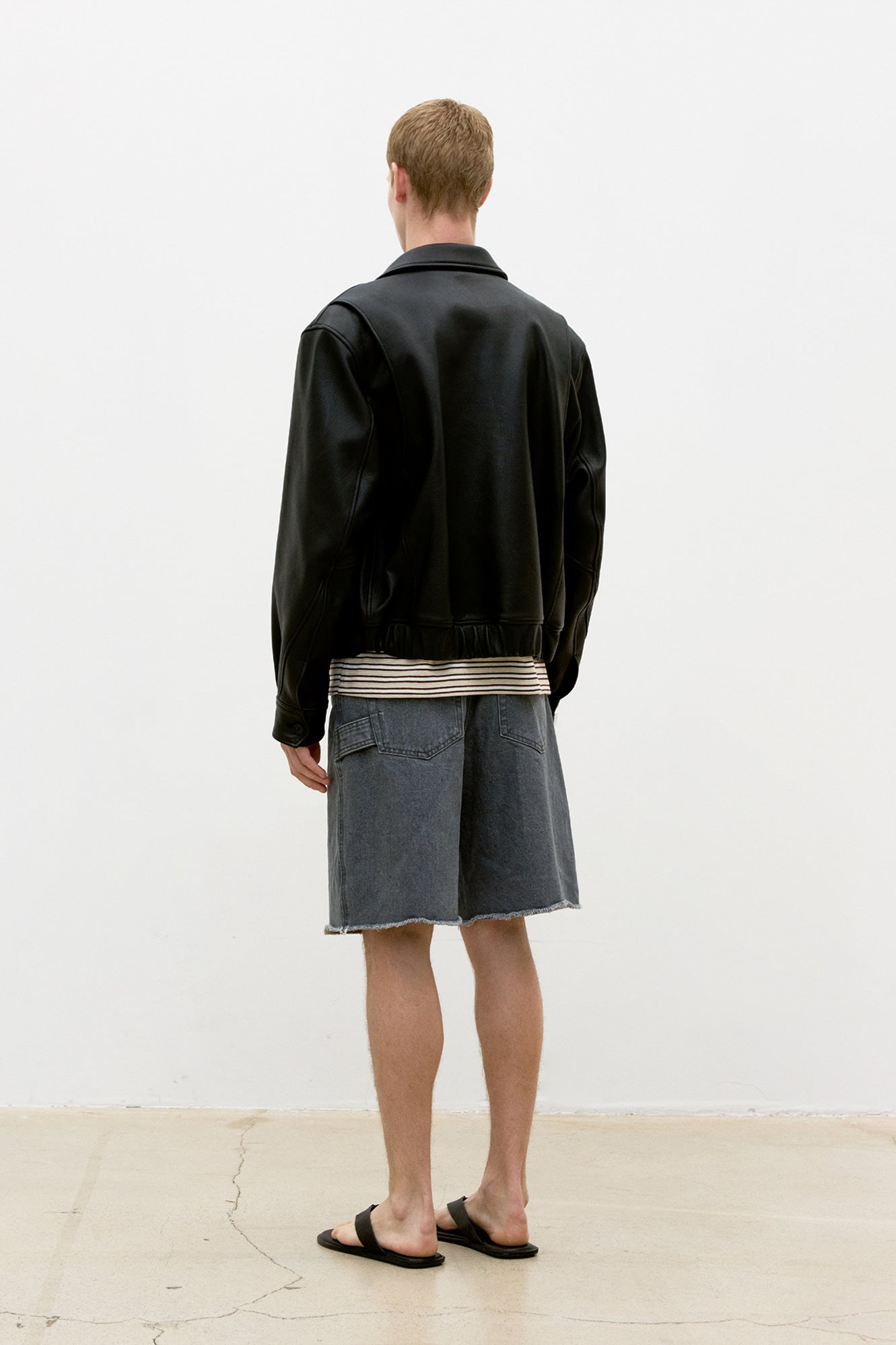 Coor - Goatskin Blouson (Black) product image 4 | TRAB K-Fashion Australia