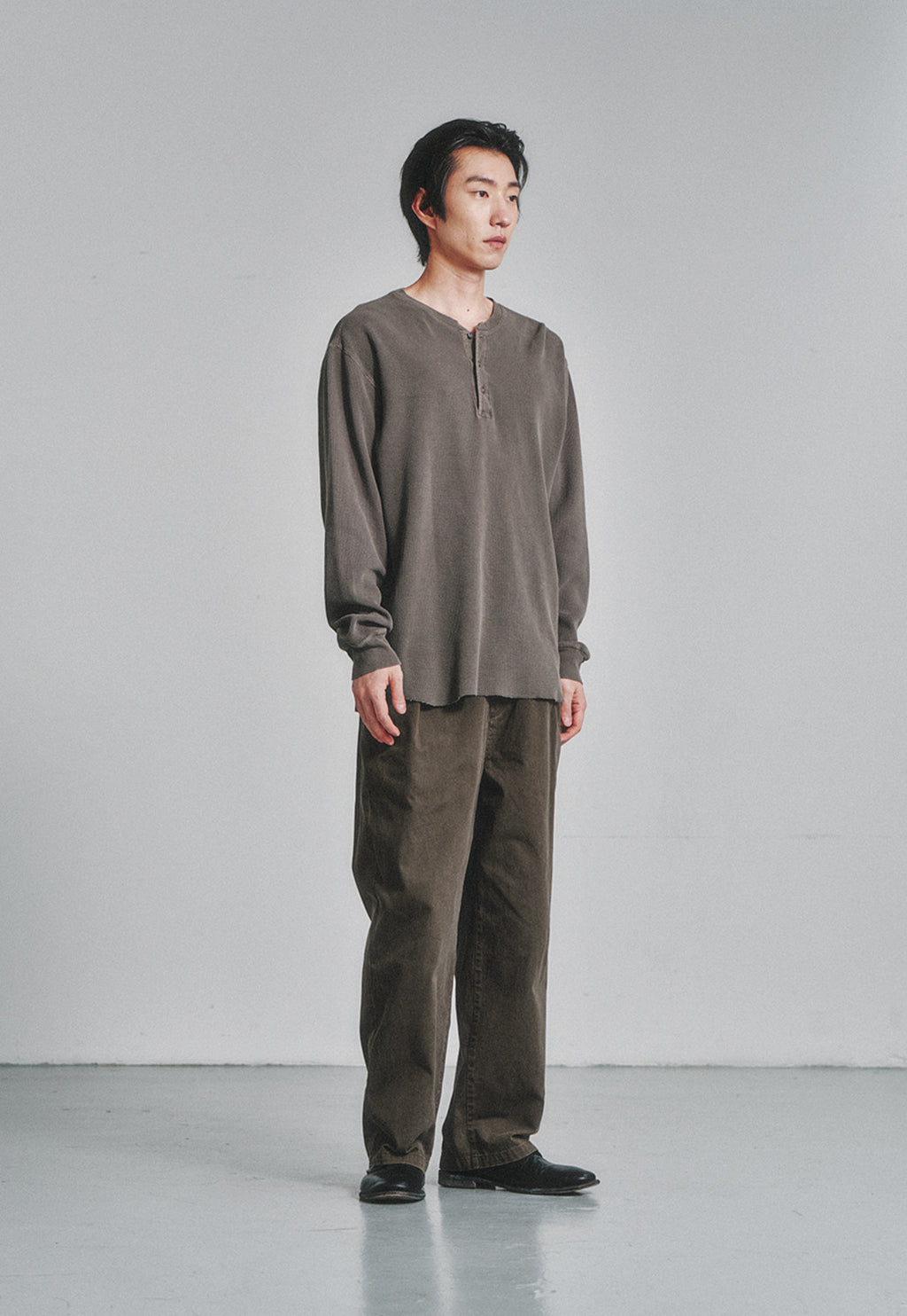 Art if acts - One Tuck Chino Pants (Olive) product image 3 | TRAB K-Fashion Australia