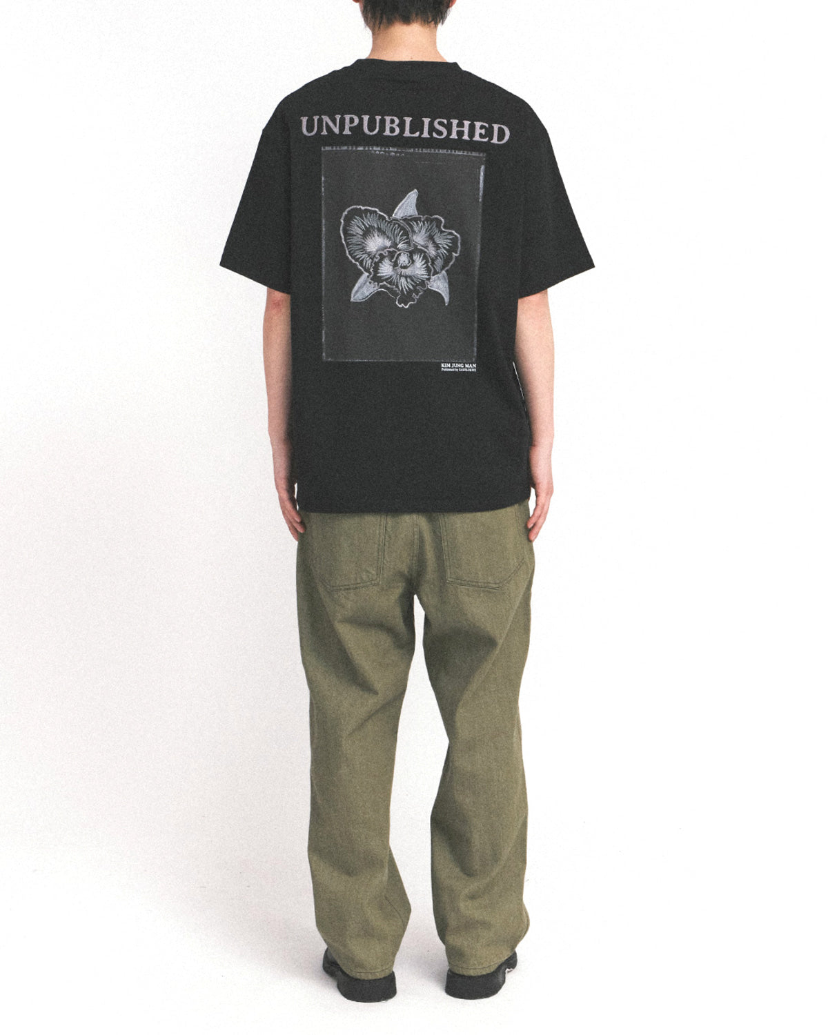 Eastlogue - Blossoming Embroidered T-shirt (Black) product image 4 | TRAB K-Fashion Australia