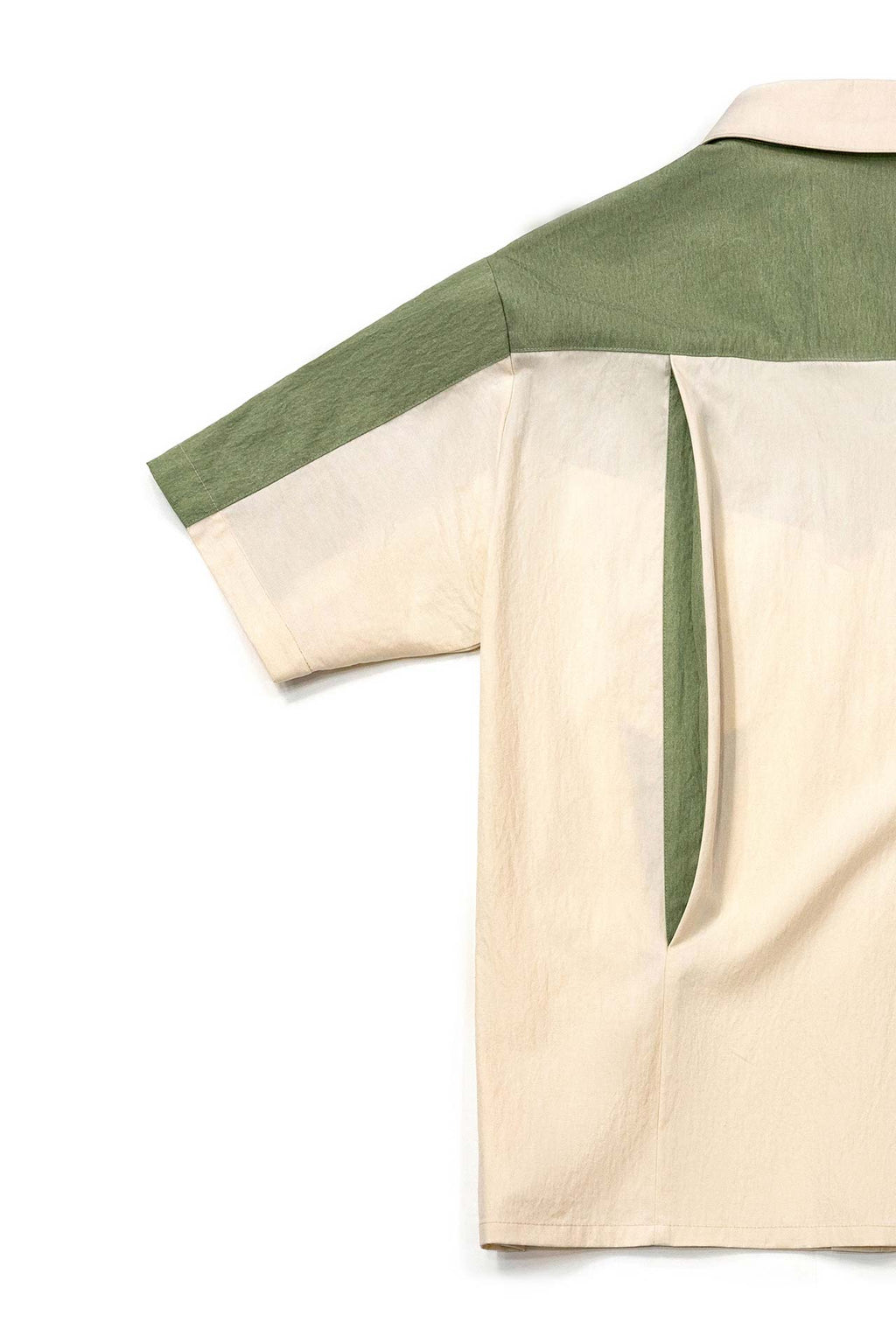 Ioedle - Clover Patch Bowling Shirt (Green) product image 1 | TRAB K-Fashion Australia