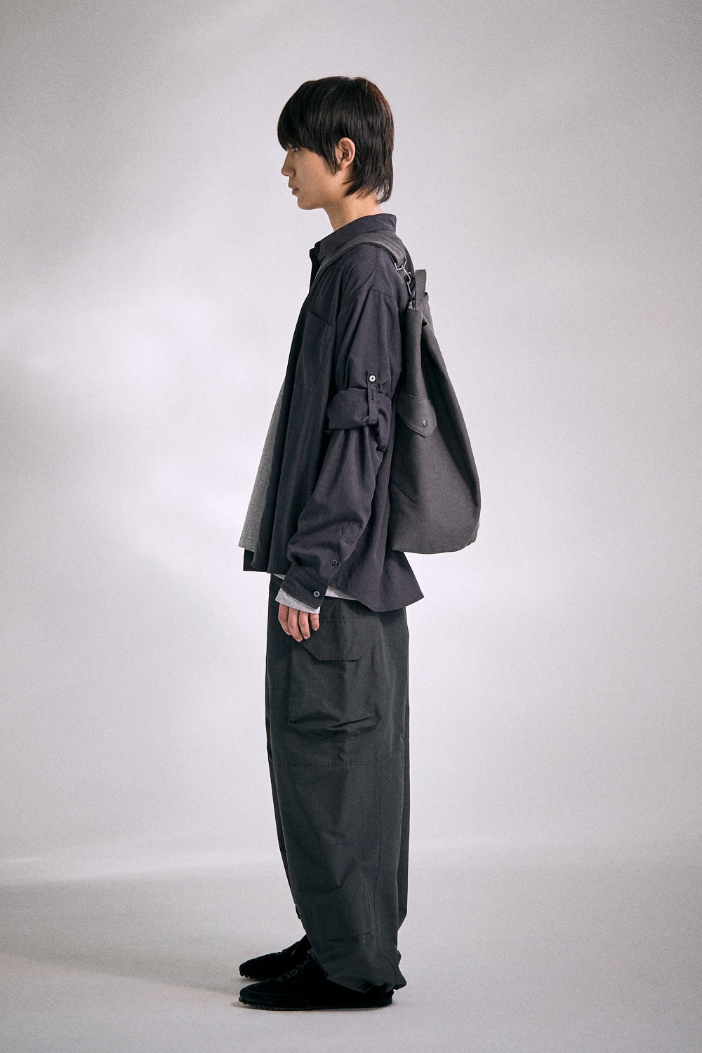 Hatchingroom - Duffle Cross Bag (Graphite) product image 9 | TRAB K-Fashion Australia