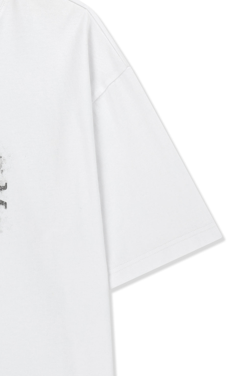 Matin Kim - Matin Kim Circle Logo Top (White) product image 4 | TRAB K-Fashion Australia