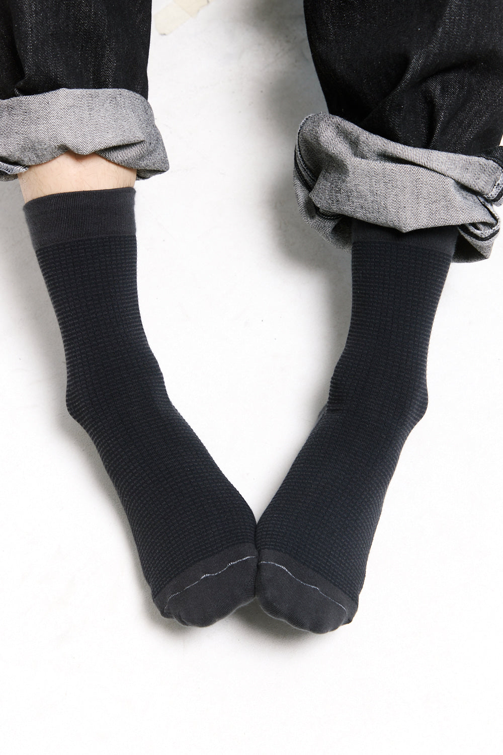 Hatchingroom - Grid Socks Charcoal ((3pcs)) product image 8 | TRAB K-Fashion Australia