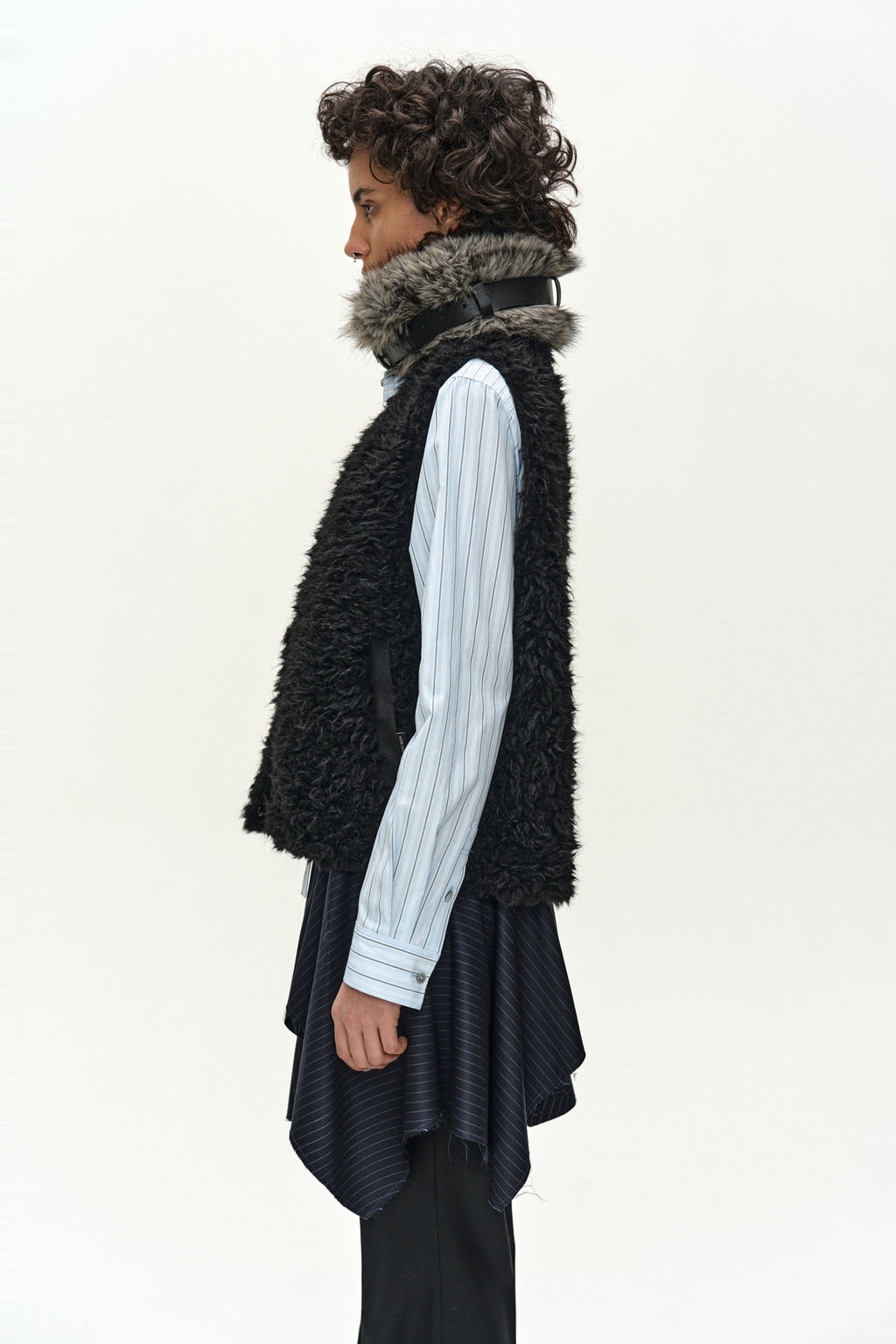 Andersson Bell - Belted Fur Short Muffler (Grey) product image 8 | TRAB K-Fashion Australia