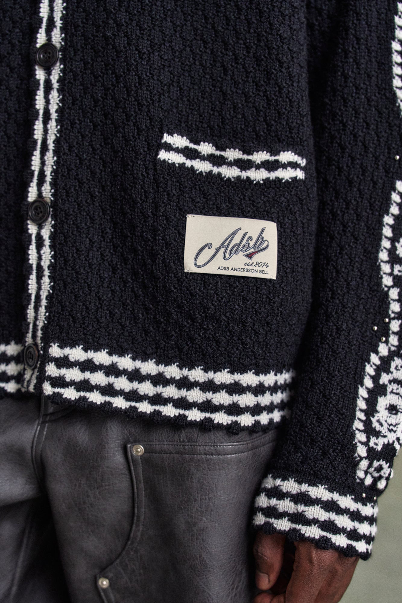 Andersson Bell - Fantasia Round-Neck Cardigan (Black) product image 5 | TRAB K-Fashion Australia