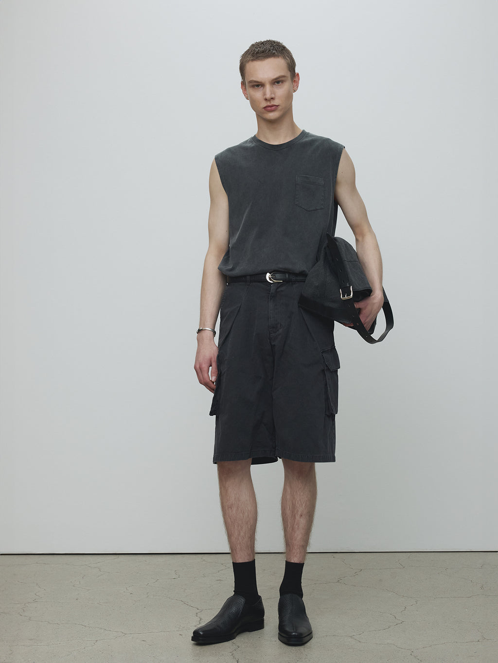 Tonywack - Garment-Dyed Cotton Cargo Shorts (Carbon) product image 2 | TRAB K-Fashion Australia