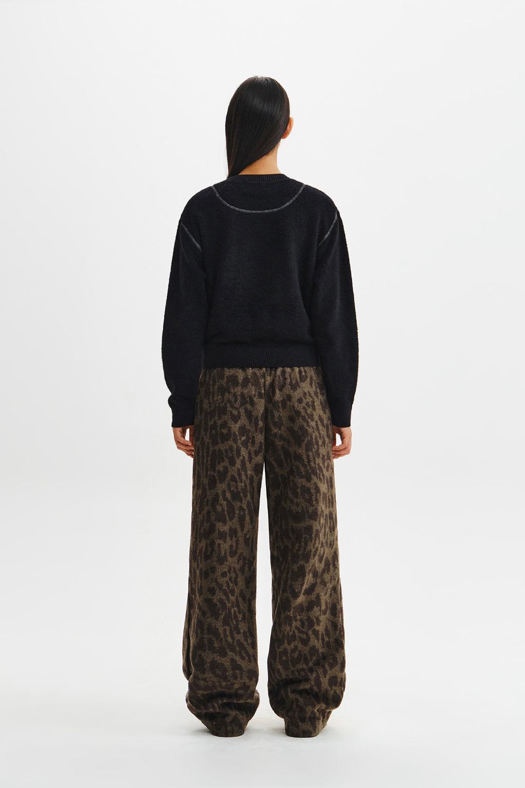 Matin Kim - Boucle Texture Knit Pullover (Black) product image 8 | TRAB K-Fashion Australia