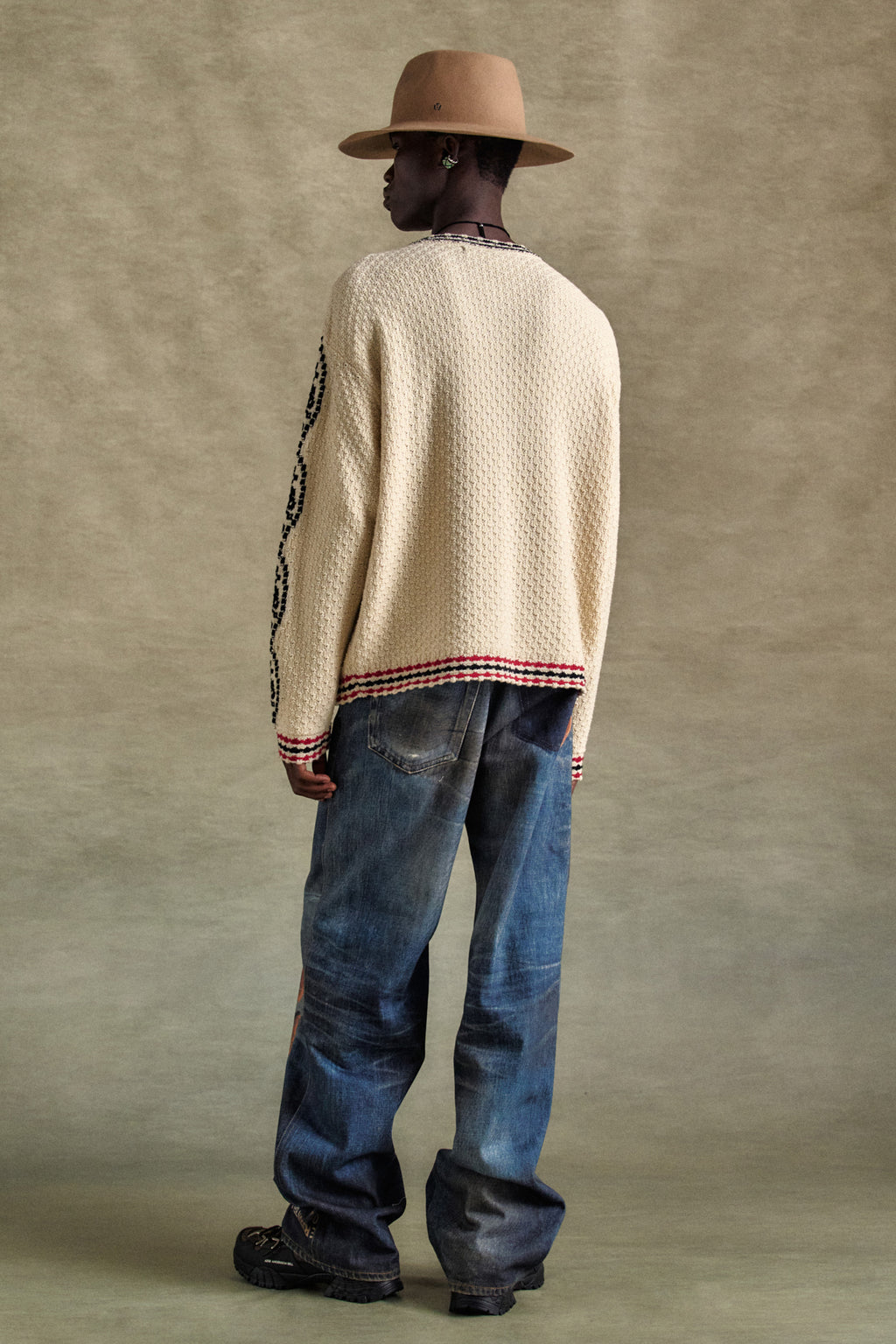 Andersson Bell - Fantasia Round-Neck Cardigan (Ecru) product image 2 | TRAB K-Fashion Australia