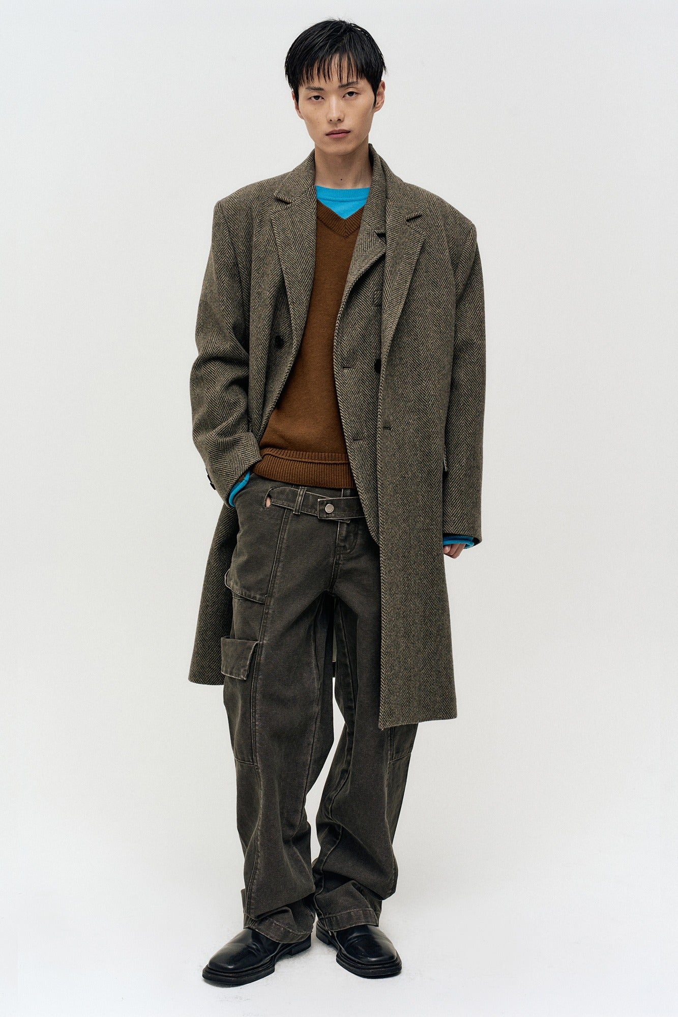 Andersson Bell - Belt Layered Cargo Wide-Leg Jeans (khaki) (Khaki) product image 1 | TRAB K-Fashion Australia