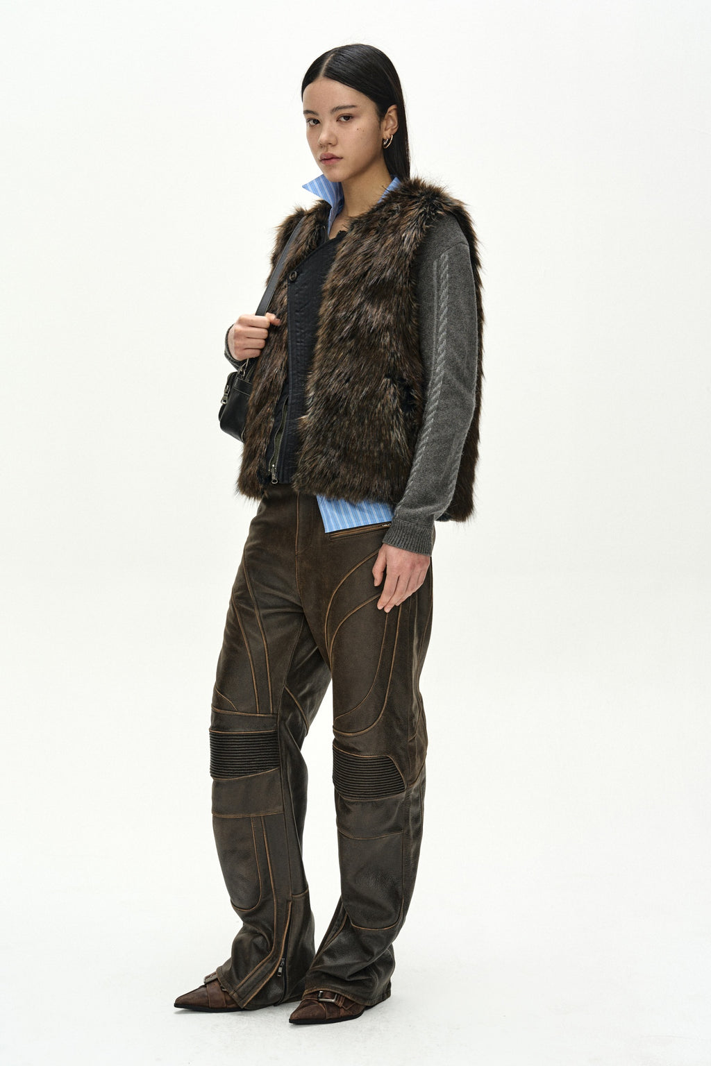 Andersson Bell - Unisex Curved Placket Reversible Vest (Brown/Khaki) product image 4 | TRAB K-Fashion Australia