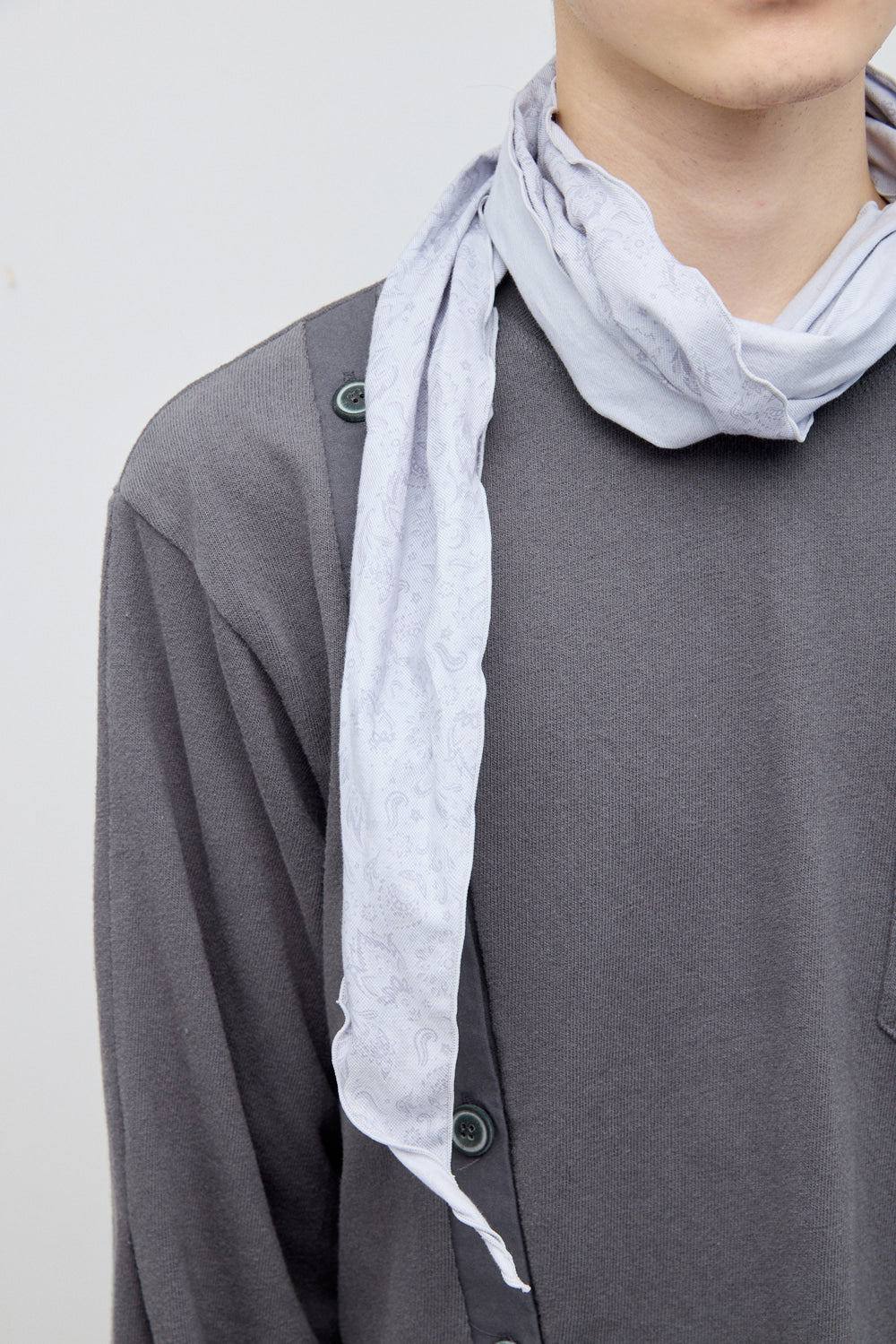 Hatchingroom - Diamond Scarf Floral Paisley (Light Grey) product image 6 | TRAB K-Fashion Australia