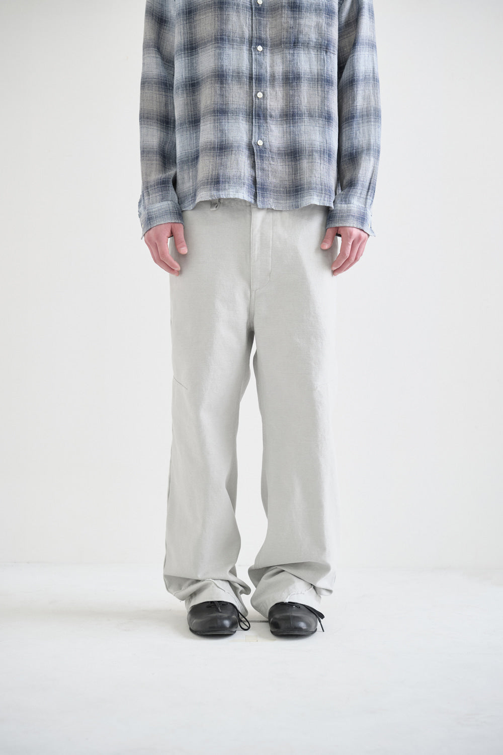 Hatchingroom - Task Pants (Light Grey) product image 3 | TRAB K-Fashion Australia