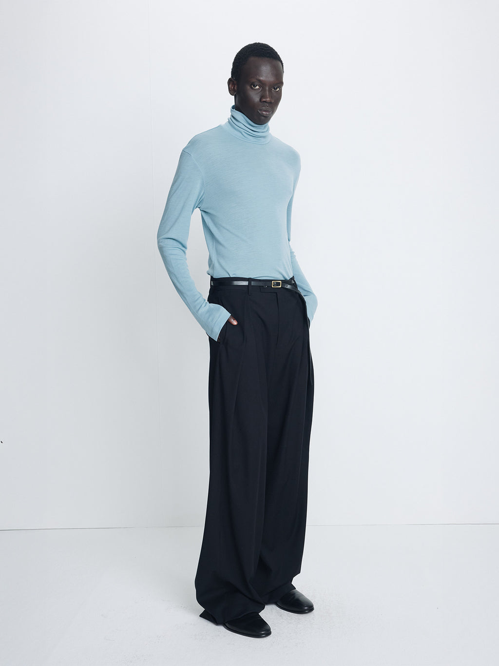 Tonywack - Cross Tuck Wide Trousers (Black) product image 4 | TRAB K-Fashion Australia